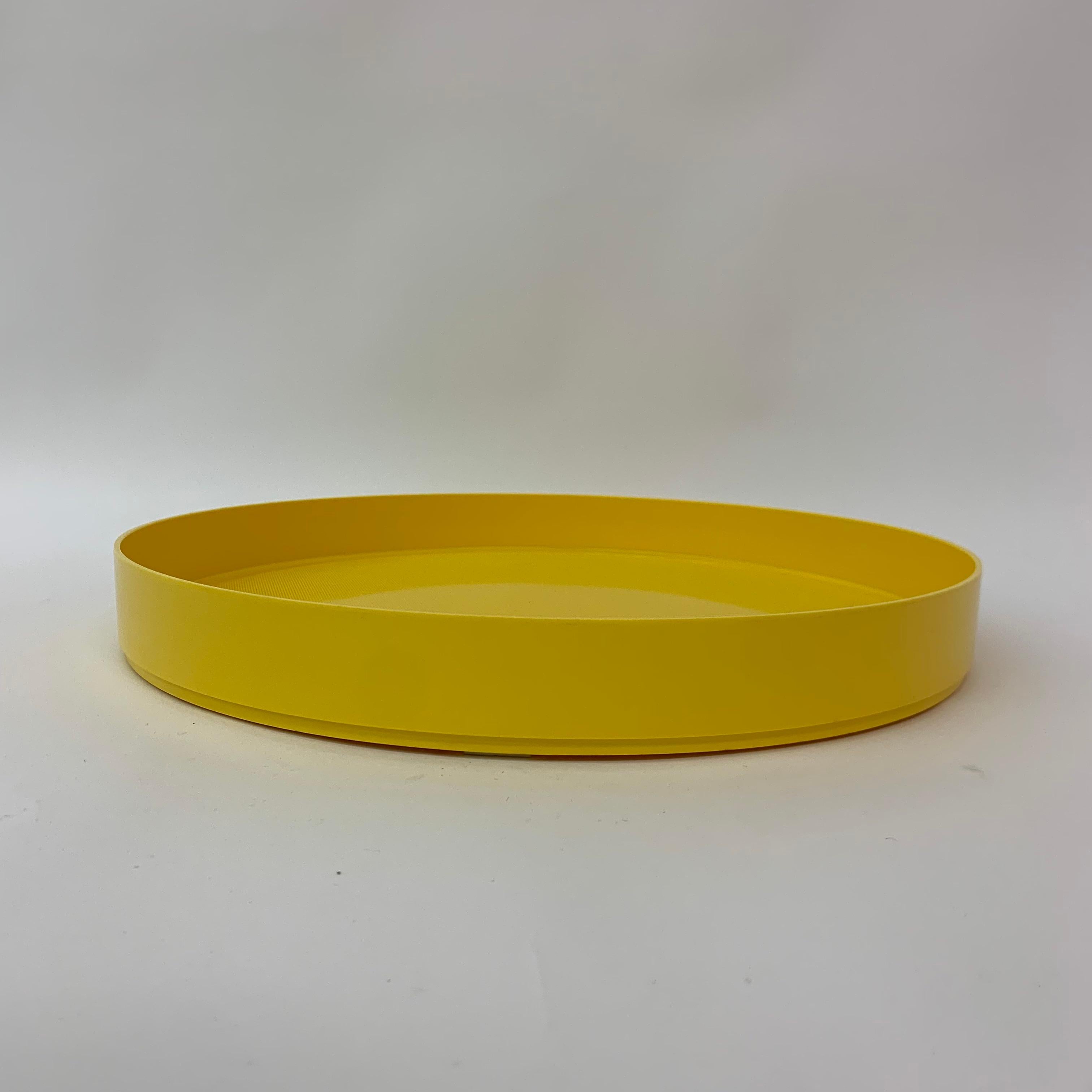 Metal Rosti Melamine Yellow Serving Tray Danish Design, 1970s In Good Condition For Sale In Delft, NL