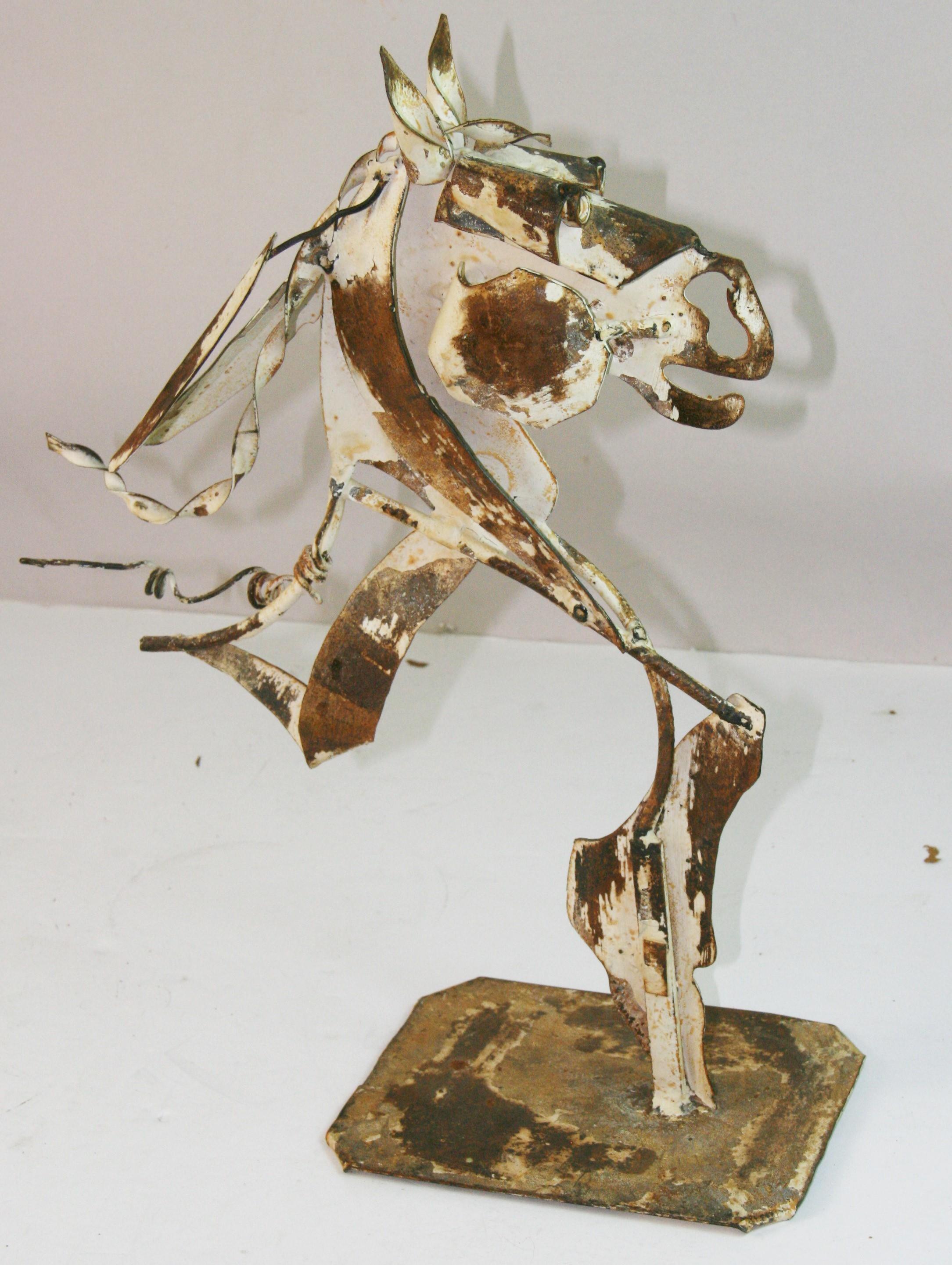 Metal Rustic Horse Sculpture In Good Condition For Sale In Douglas Manor, NY