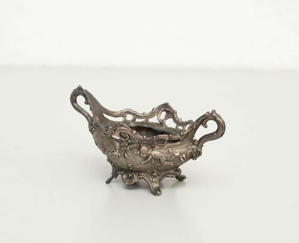 Français Saucière en métal, vers 1930 en vente