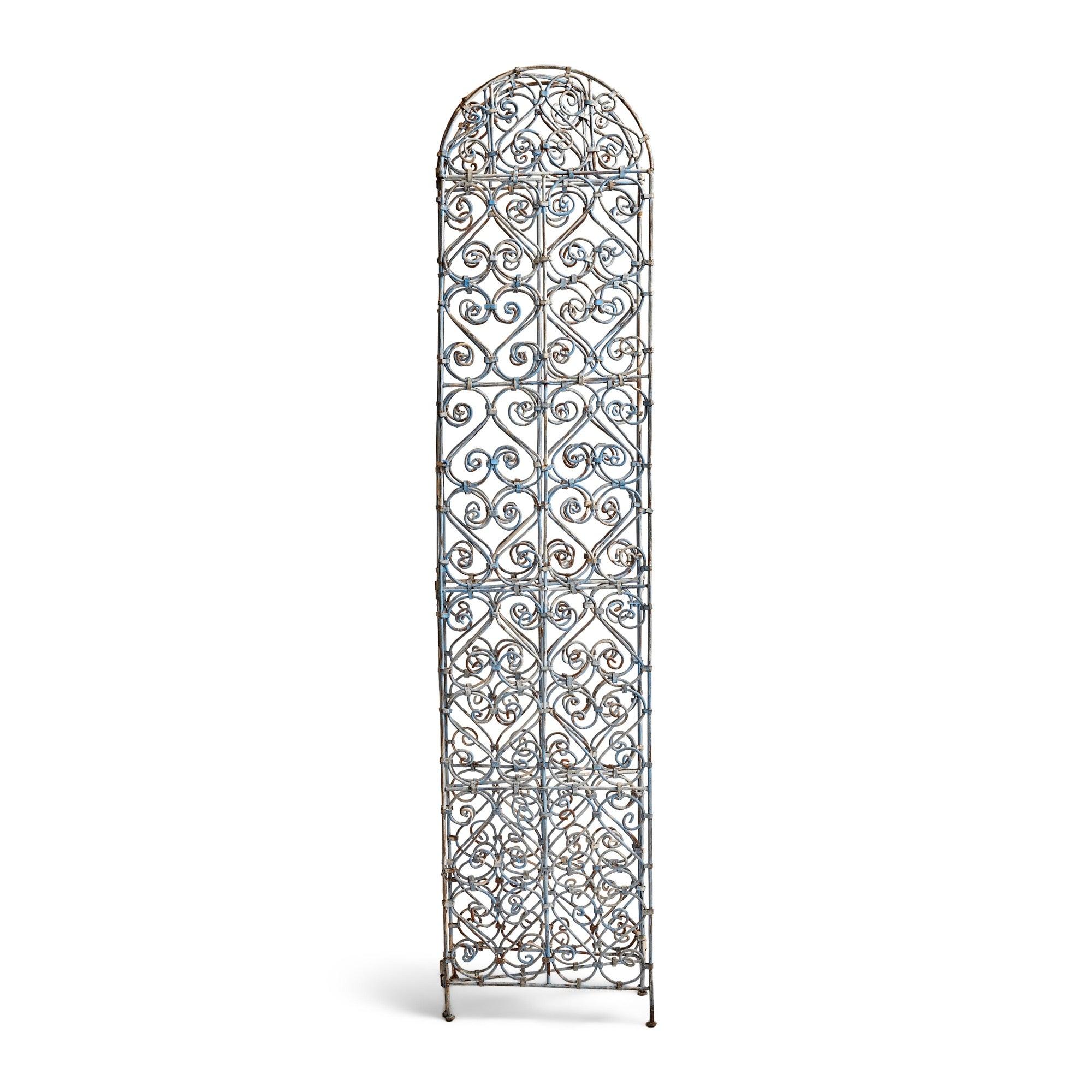 Metal Screen In Excellent Condition For Sale In Sagaponack, NY