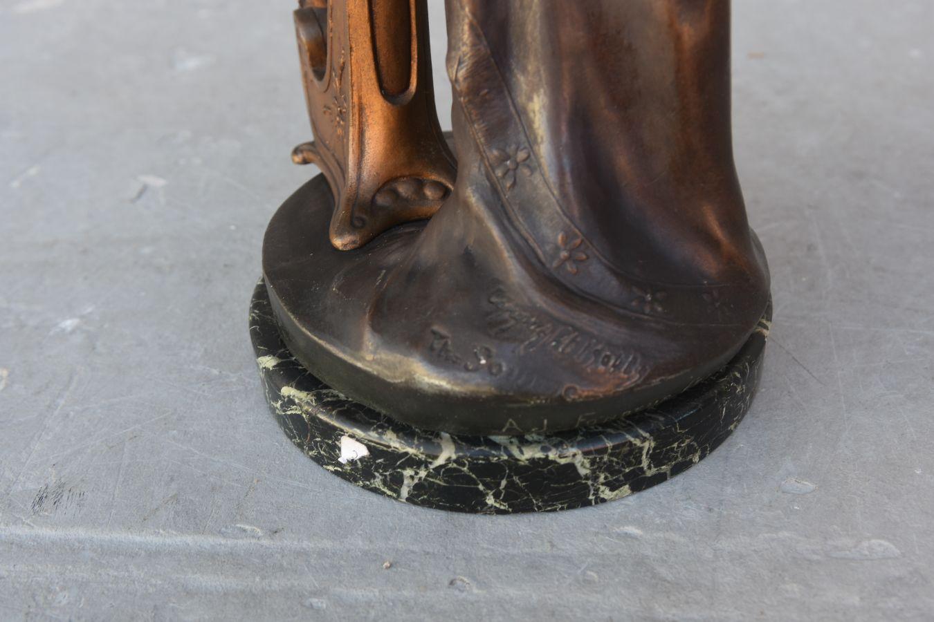 XX secolo Scultura in metallo ispirata da Théophile Somme Jeune Harpiste in vendita