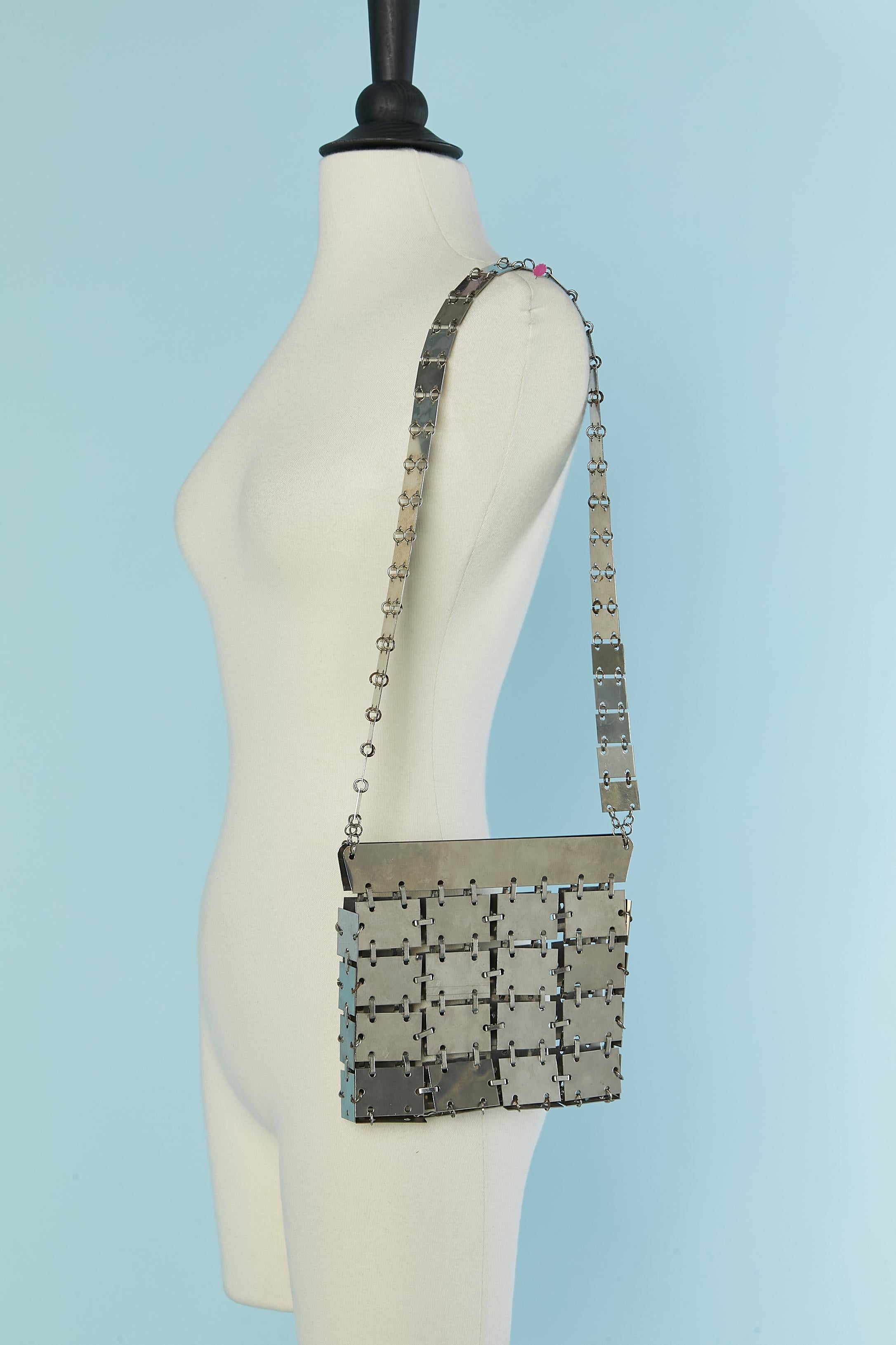 De las mujeres Bolso bandolera de metal Circa 1970's en venta