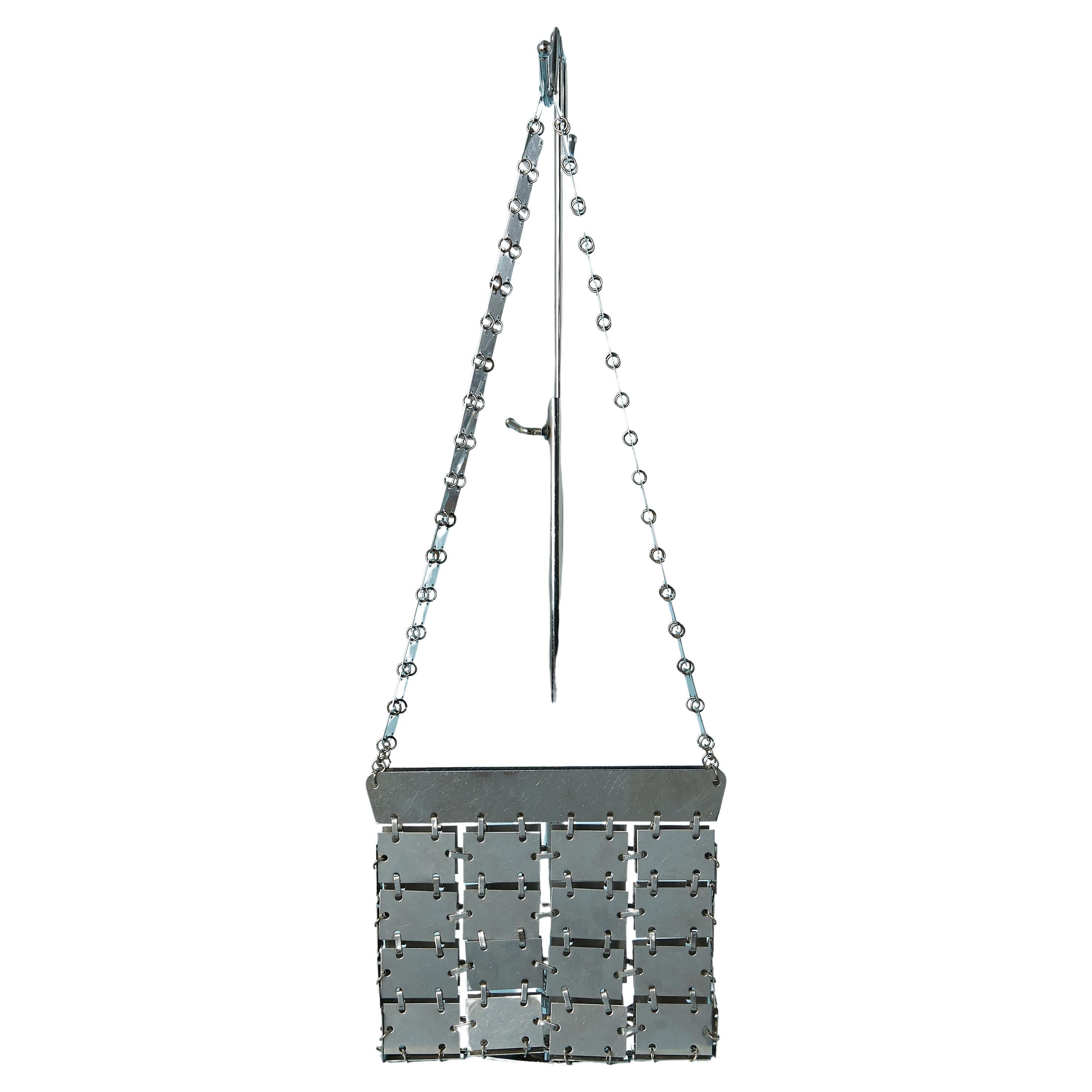 Bolso bandolera de metal Circa 1970's en venta
