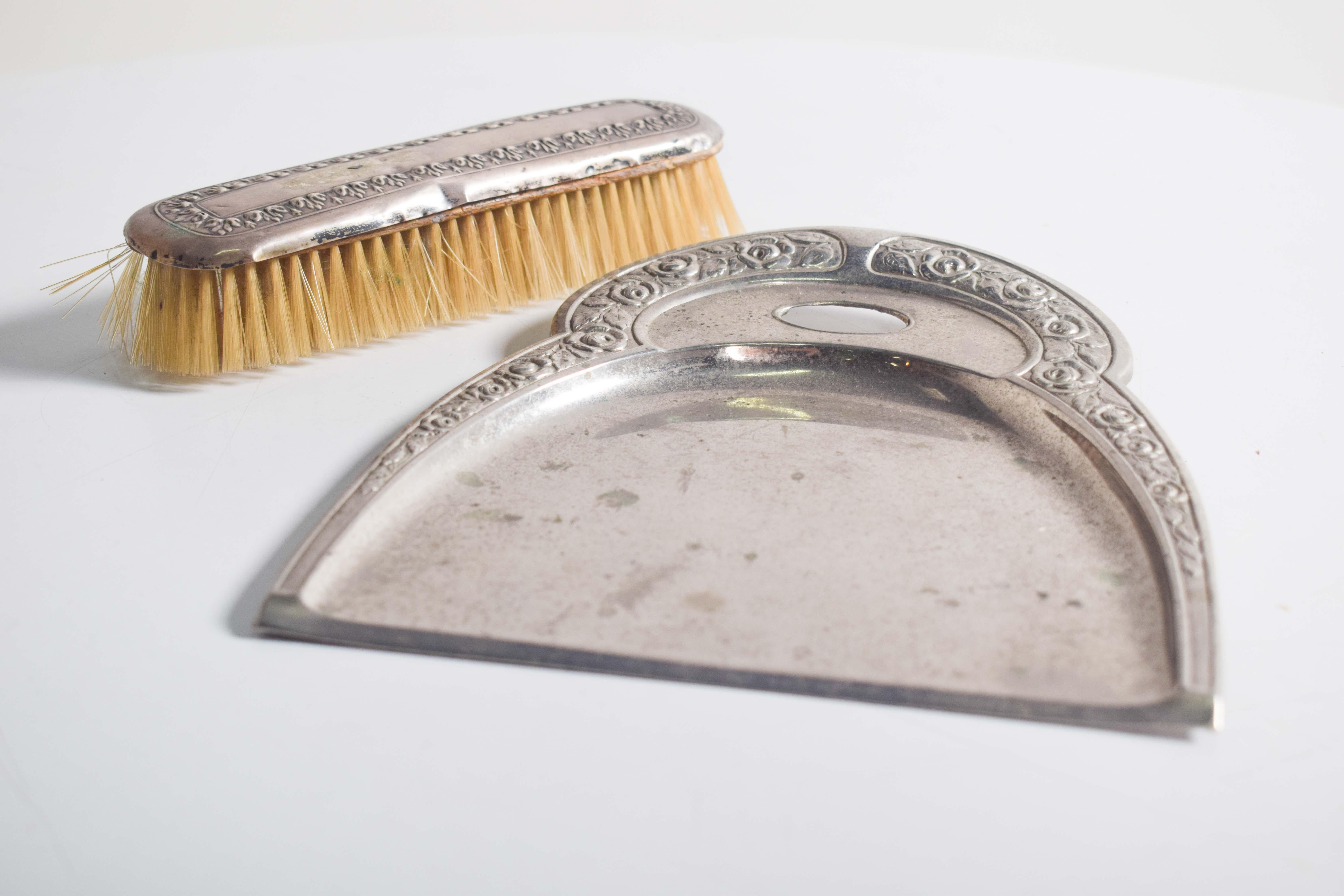 Metal Shovel and a Silver Brush, 19th Century For Sale 4