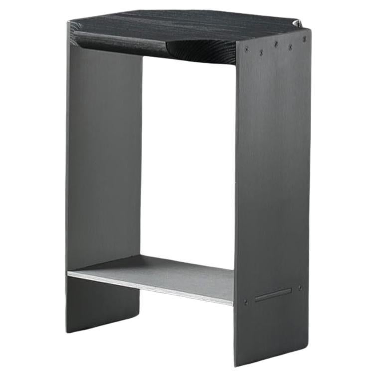 Metal Side Table "F15 E" For Sale
