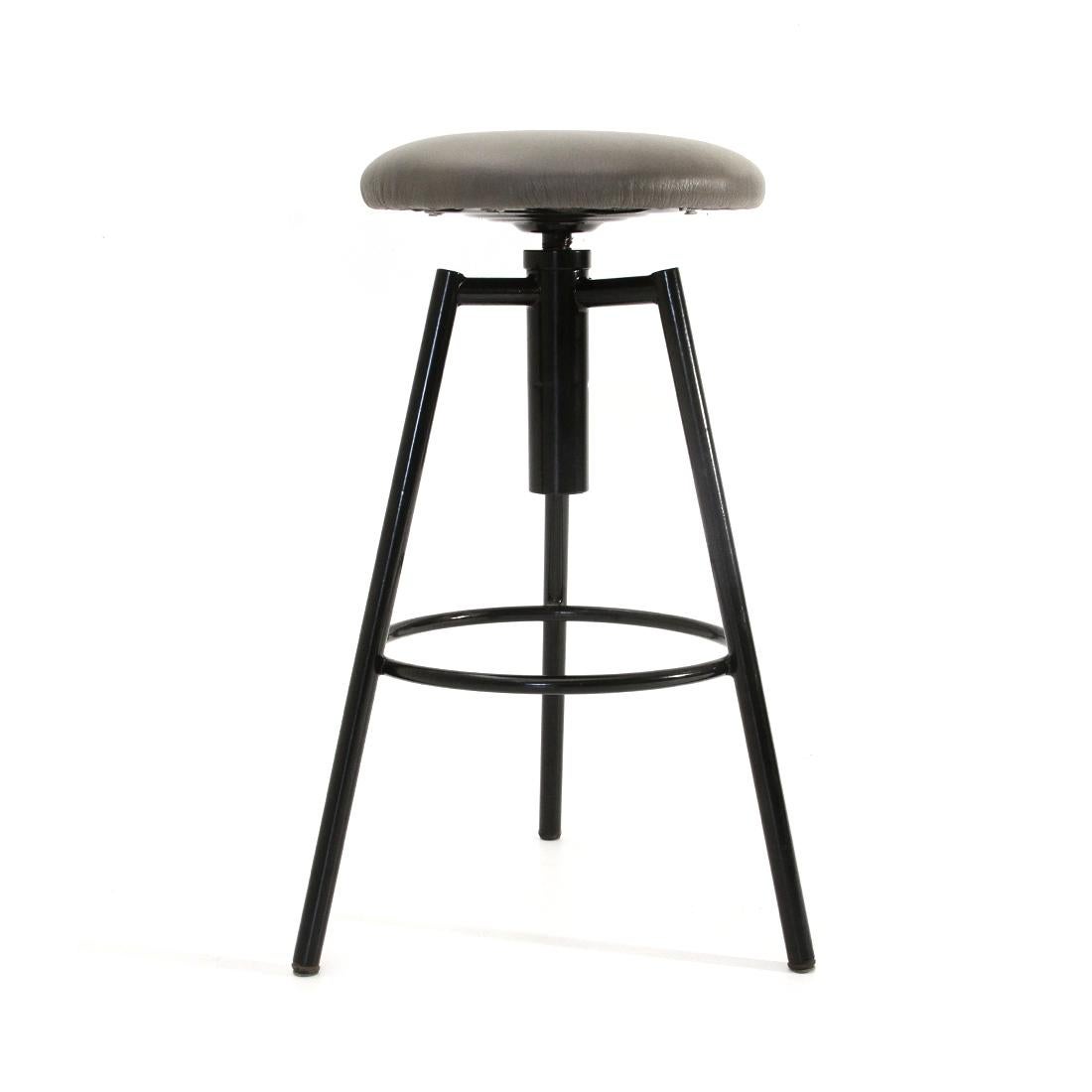 Italian made stool produced in the 1960s.
Black painted metal structure.
Padded wooden seat lined with new gray eco-leather fabric.
Seat height adjustable.
Good general conditions.

Dimensions: Diameter 35 cm, height 63/76 cm.