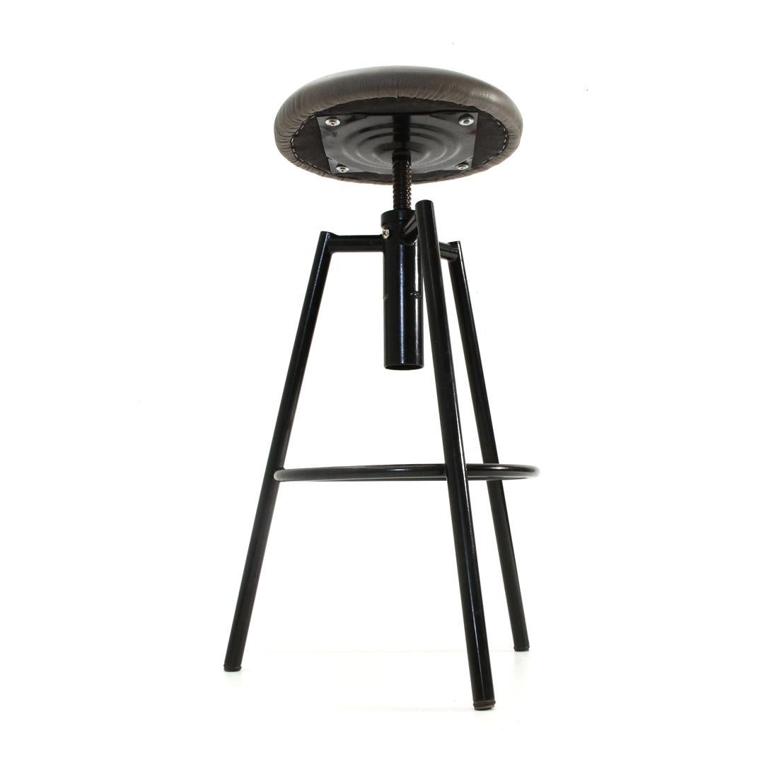 Metal Stool with Padded Seat, 1960s In Good Condition For Sale In Savona, IT