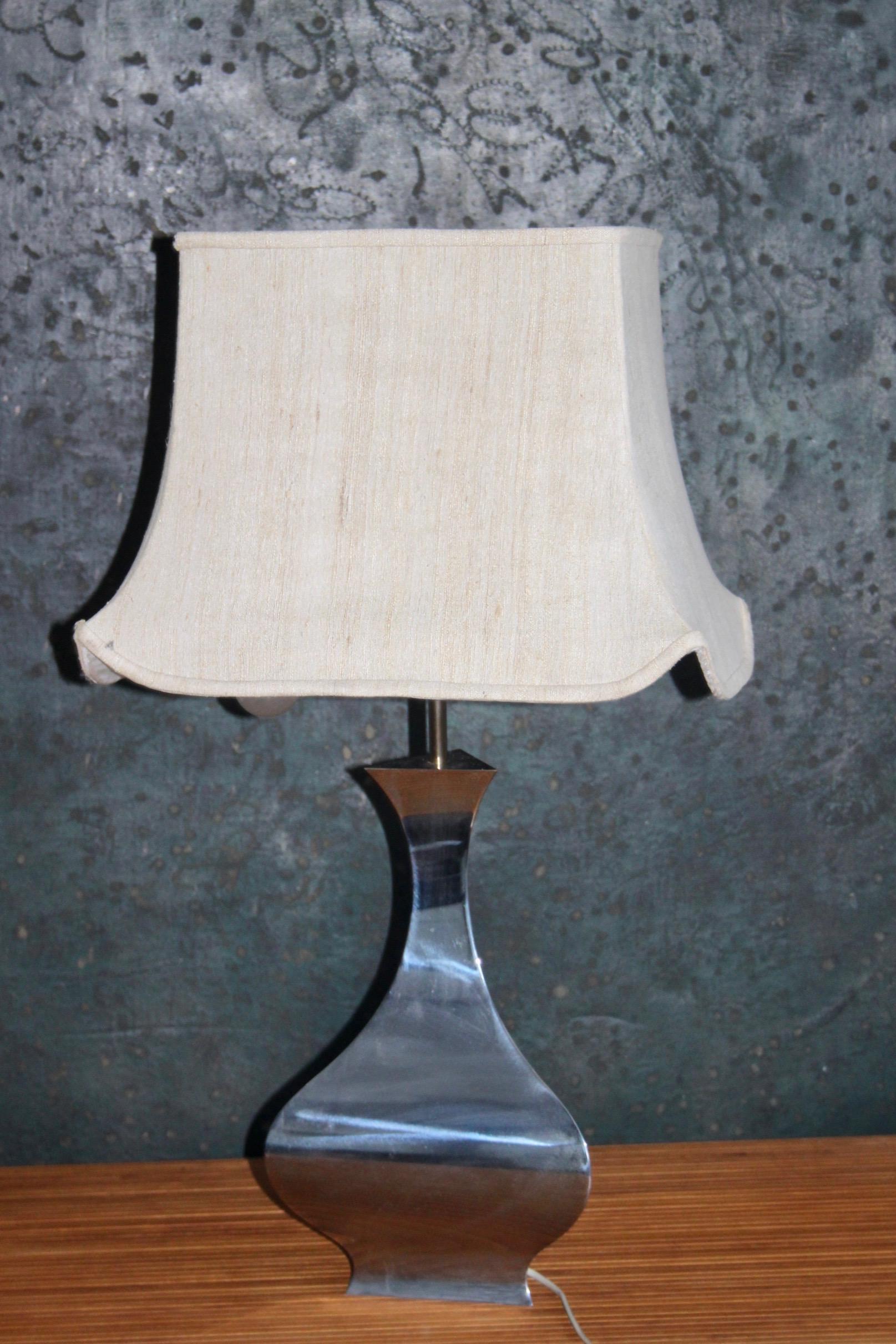 French Metal table lamp For Sale