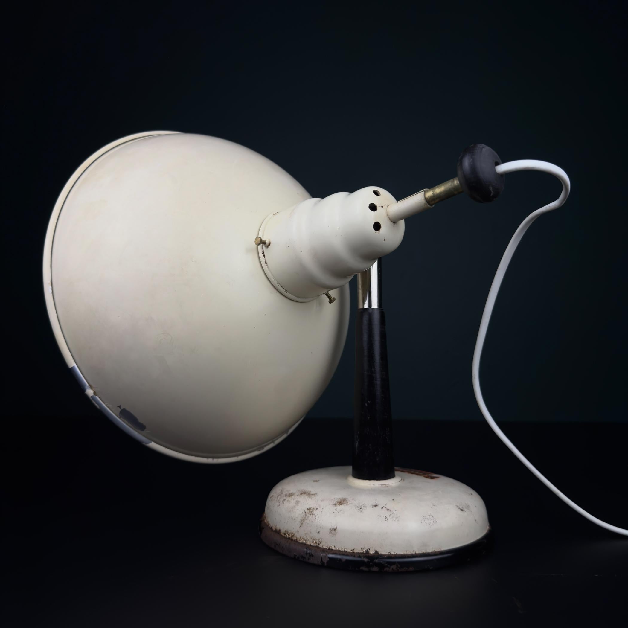 Lampe de table en métal, Vintage 1960s, Autriche en vente 9