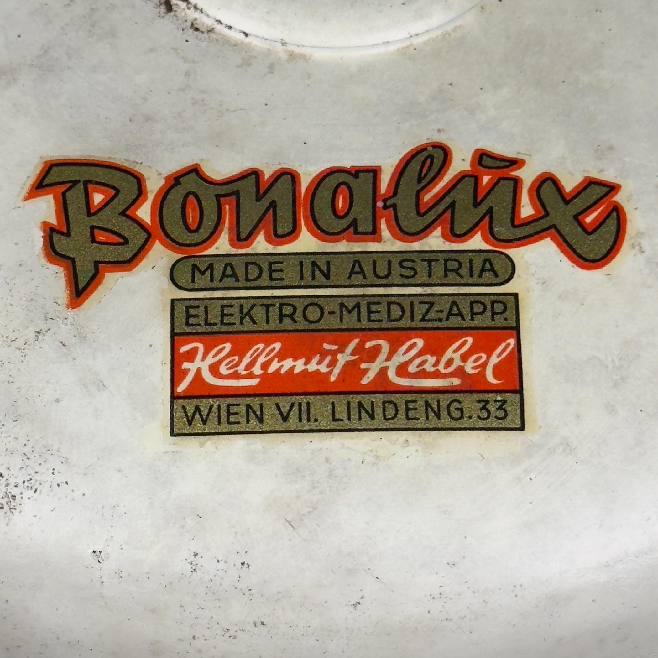 20ième siècle Lampe de table en métal, Vintage 1960s, Autriche en vente