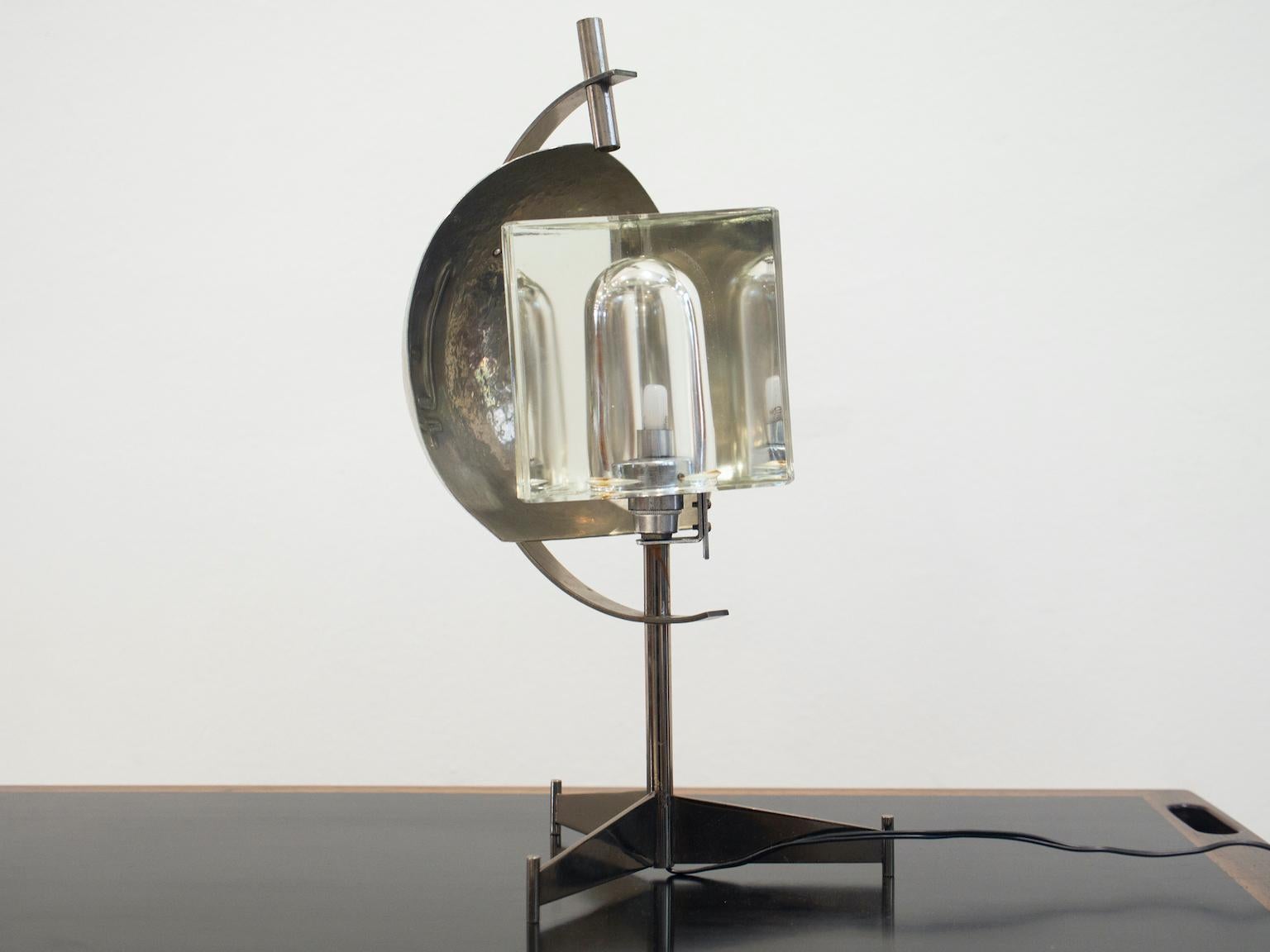 Italian Metal Table Lamp with Triangular Glass Light on Tripod Stand, 1970's For Sale