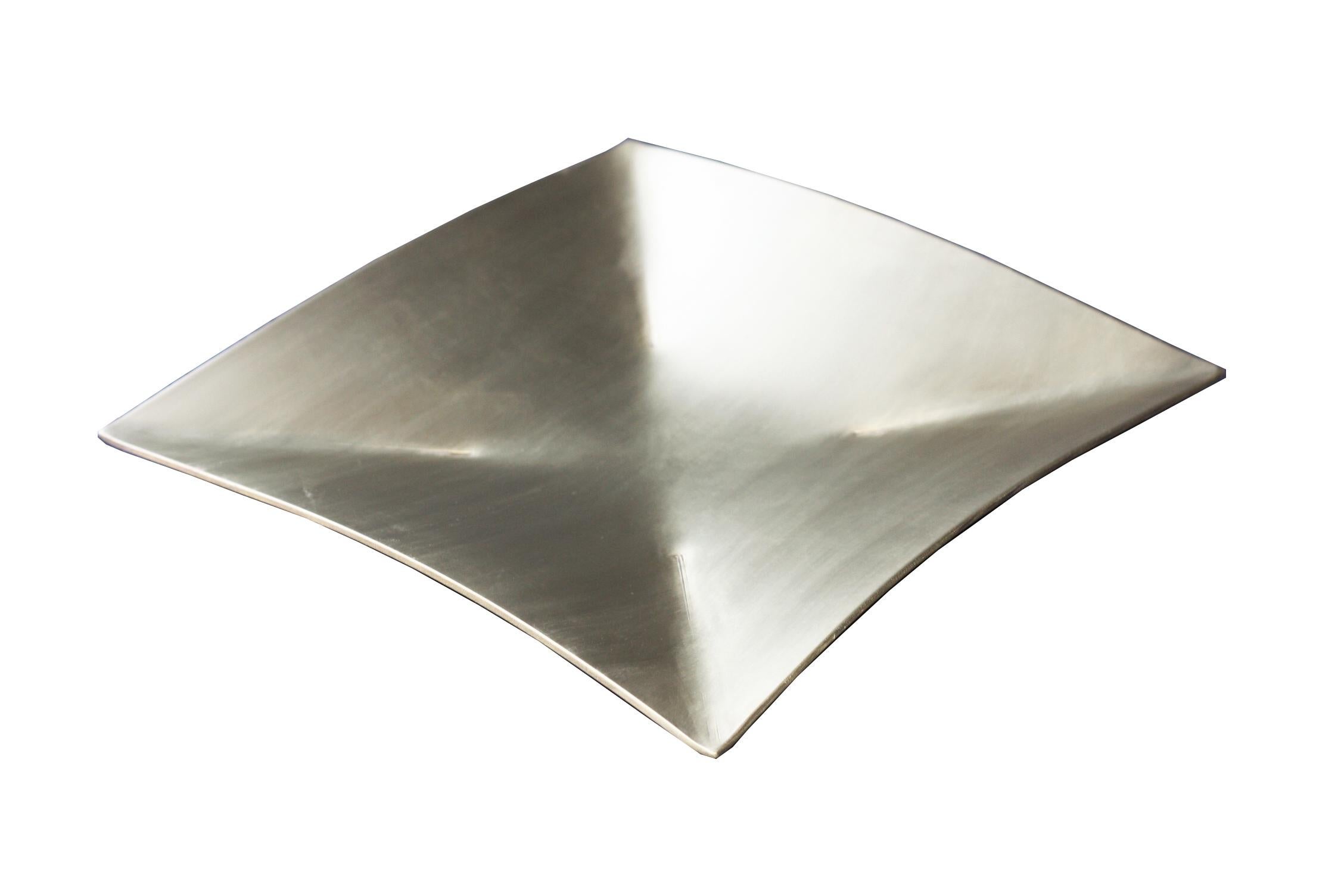 Metal Tray in Raw Waxed Aluminum, Origami Style, Contemporary Design by Mtharu In New Condition For Sale In Calgary, Alberta