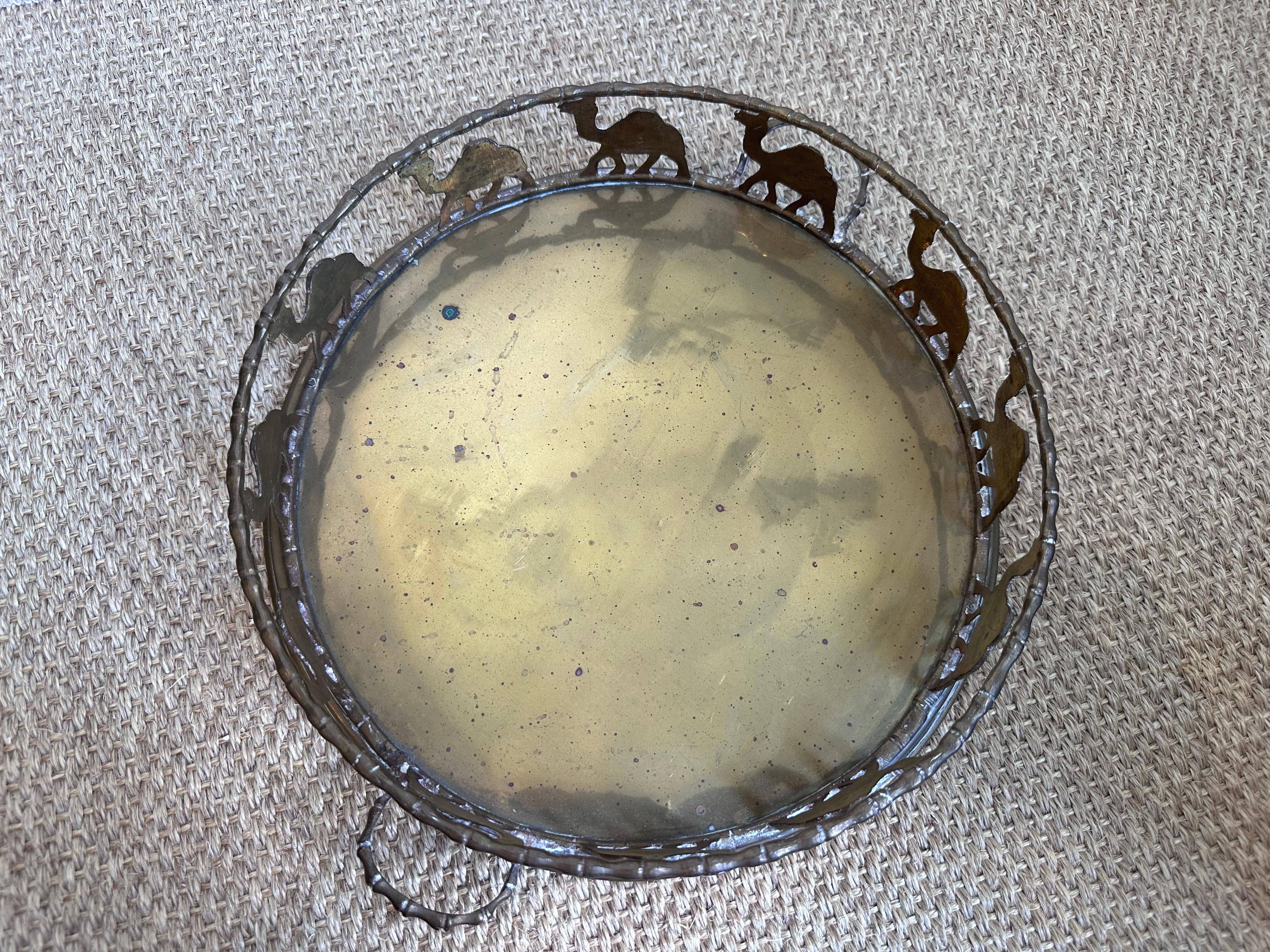 Metal Tray with Individual Camel Cutouts In Good Condition For Sale In Baton Rouge, LA