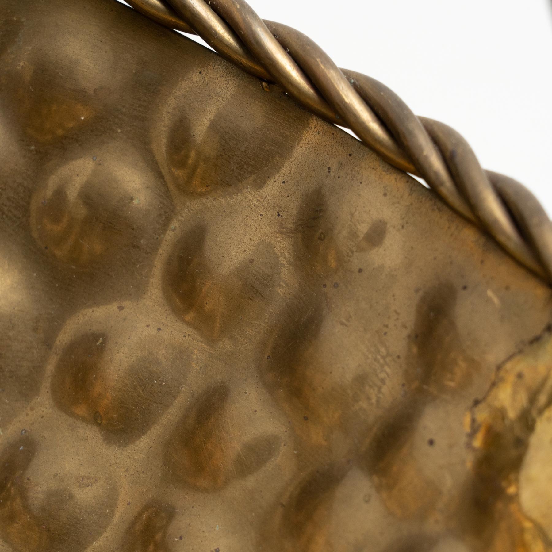 Panier en métal vintage de style pique-nique, circa 1940 en vente 4