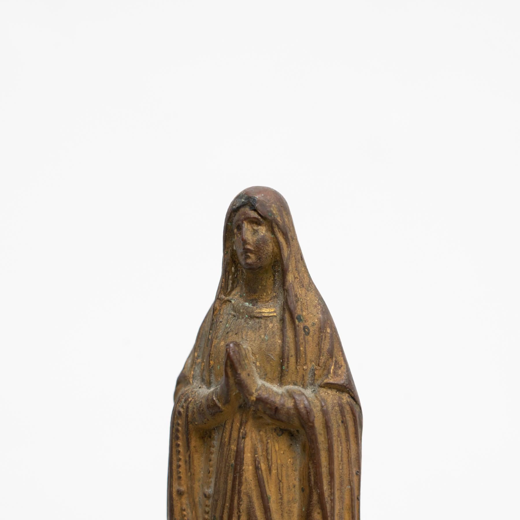 Virgin Memorabilia-Figur aus Metall (Mitte des 20. Jahrhunderts) im Angebot
