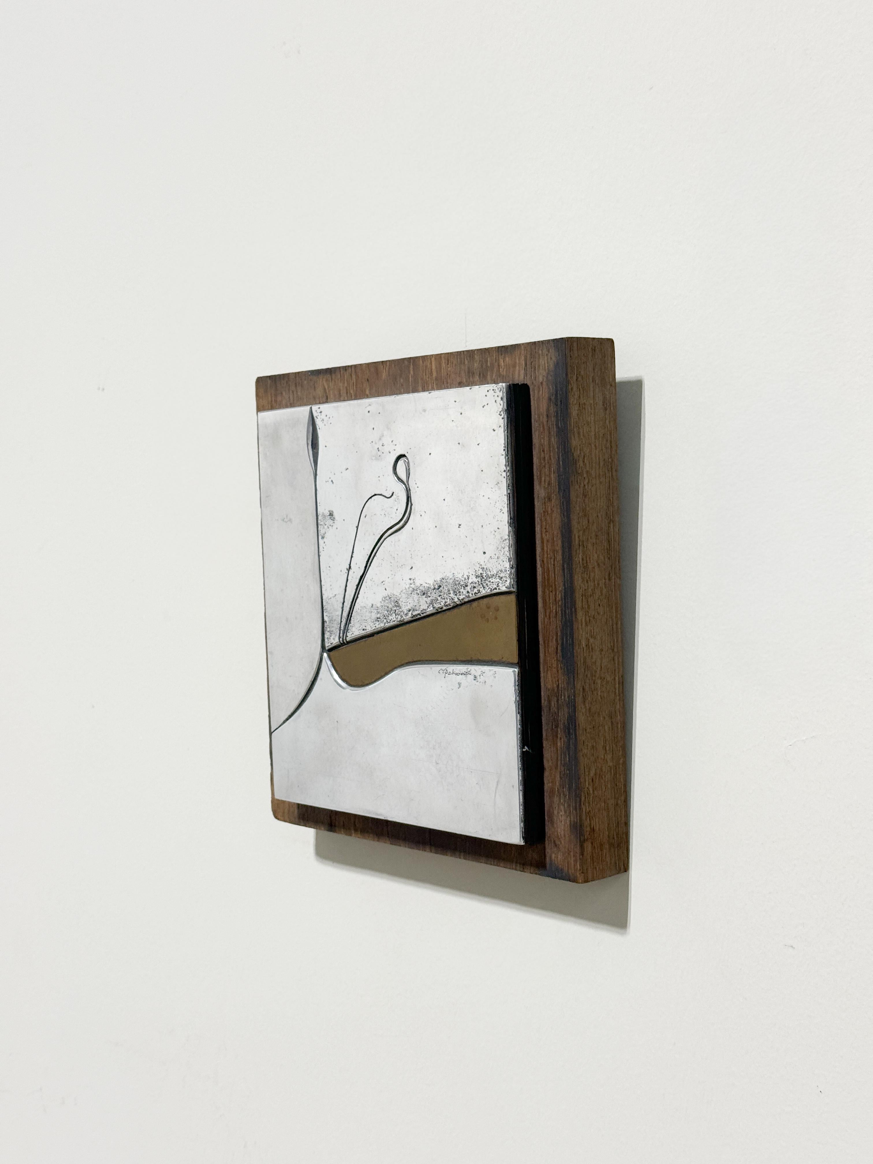 Rilievo da parete in metallo di Charles Pebworth in vendita 1