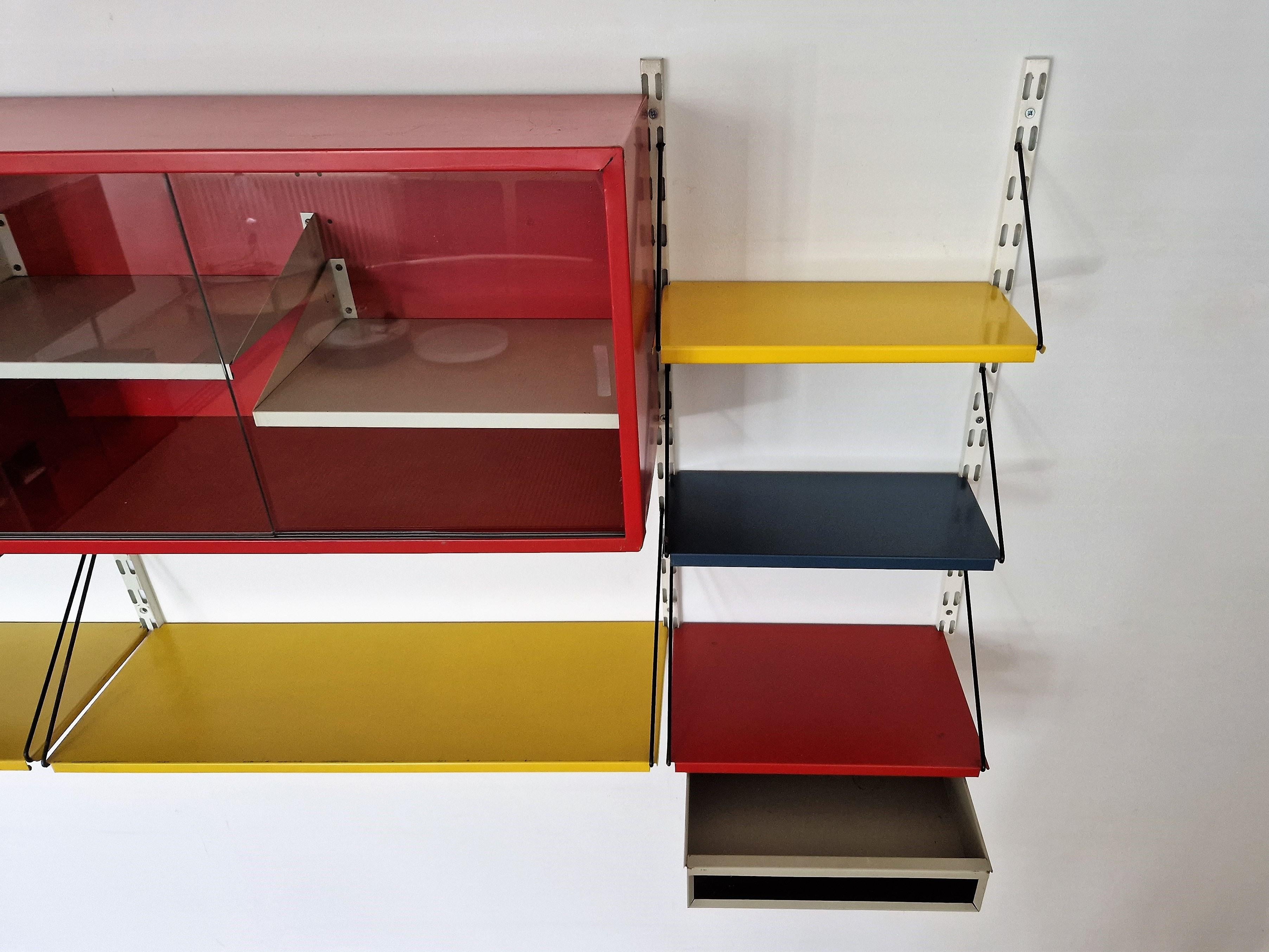 Metal Wall Unit in Red, Yellow and Blue by Tjerk Rijenga for Pilastro, 1950's For Sale 2