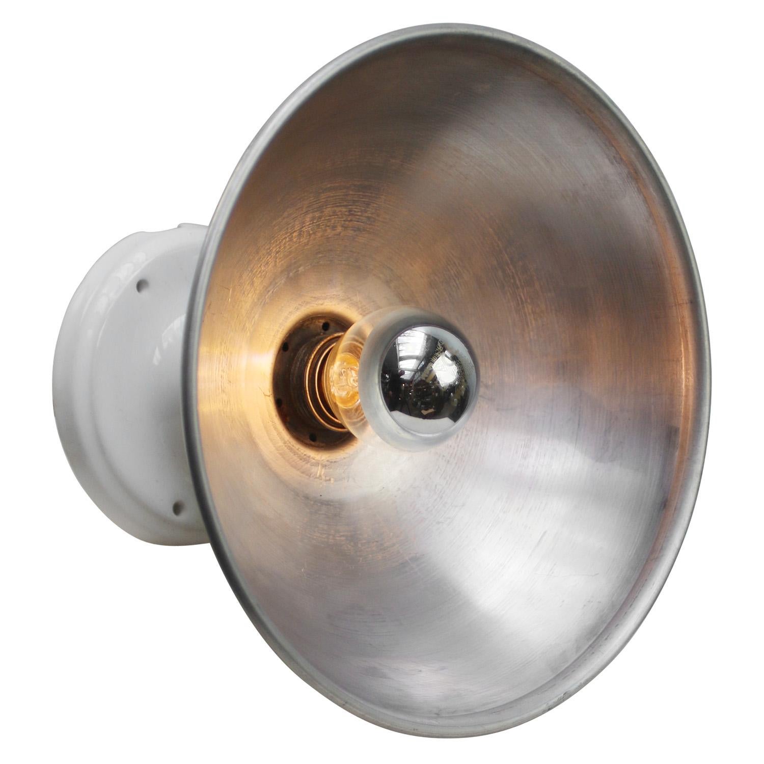Round Metal Scone wall Lamp
metal scone / wall lamp / ceiling light
Porcelain wall piece. Diameter 10 cm / 3.9”

E14 bulb holder

Weight: 0.50 kg / 1.1 lb

E14 bulb holder. Priced per individual item. All lamps have been made suitable by