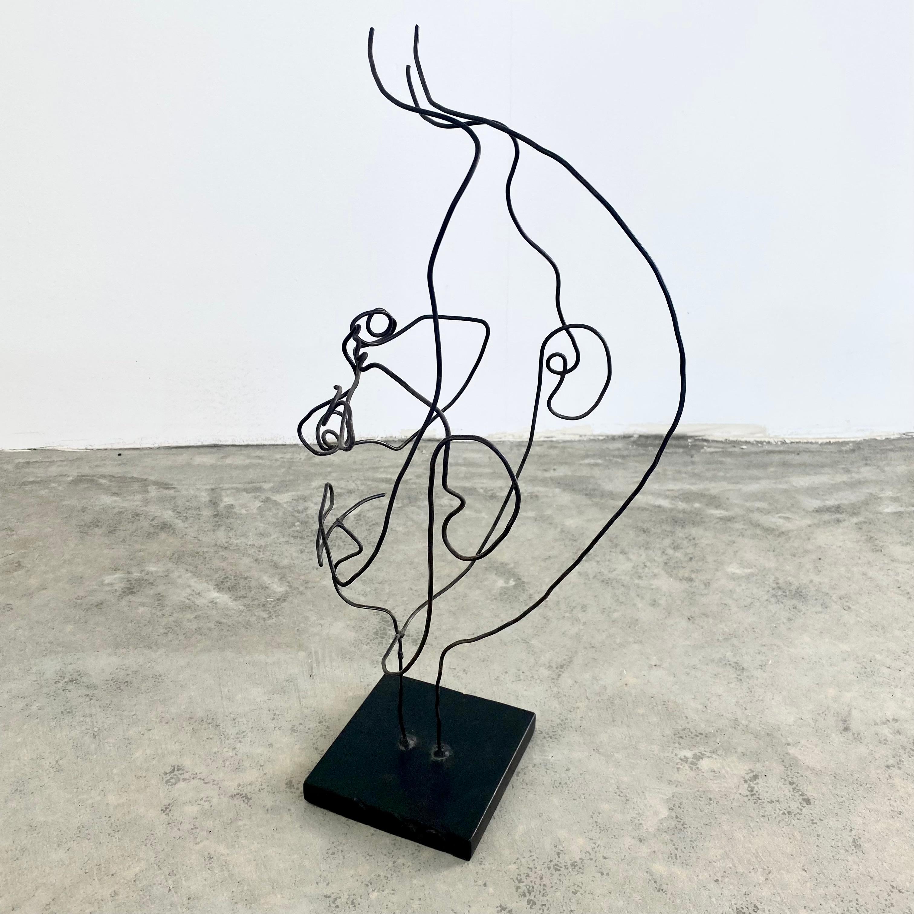 Metal Wire Face Sculpture In Excellent Condition In Los Angeles, CA