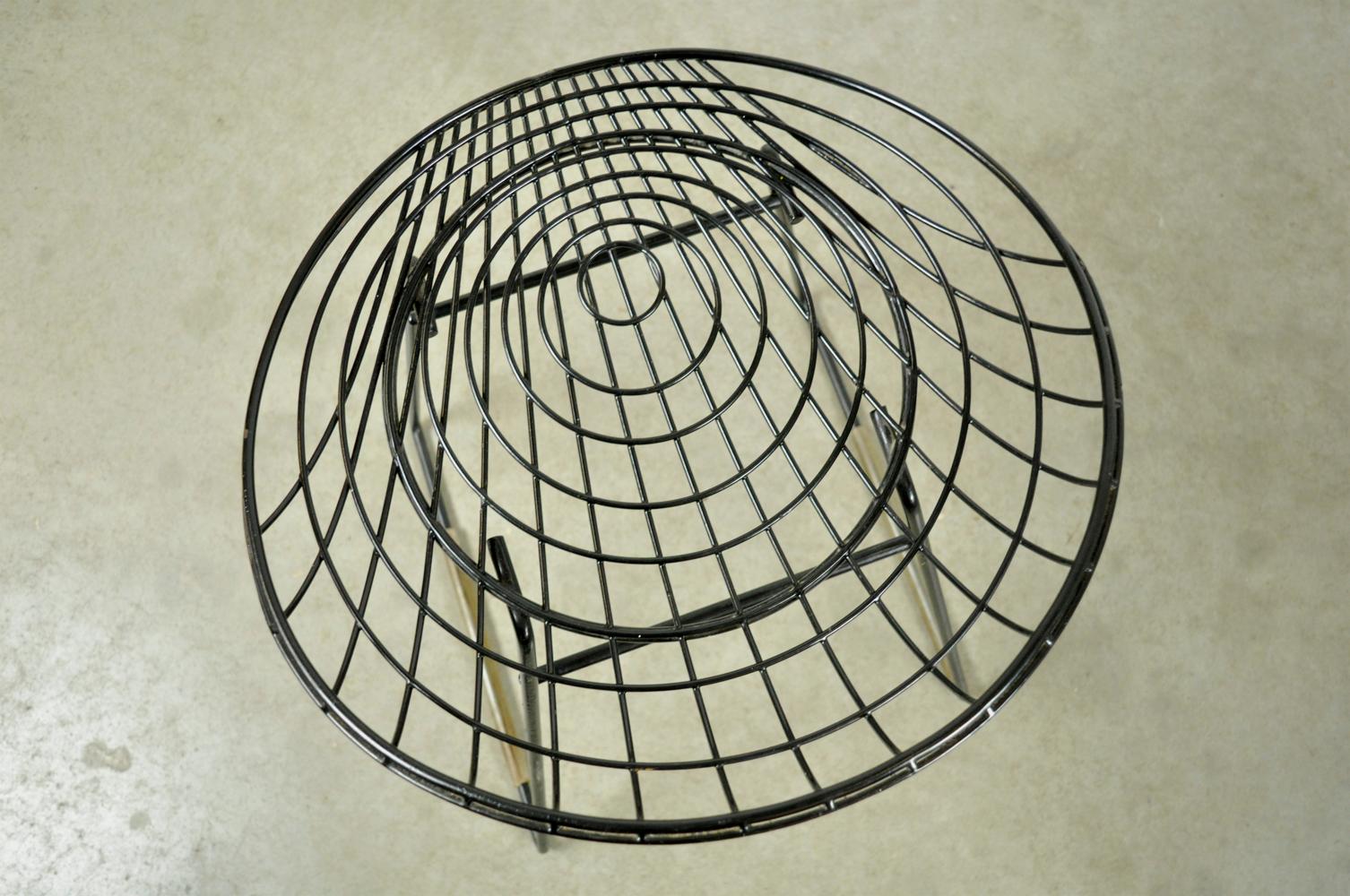 Metal wire stool KM05 by Cees Braakman and Adriaan Dekker for Pastoe, 1950s For Sale 4