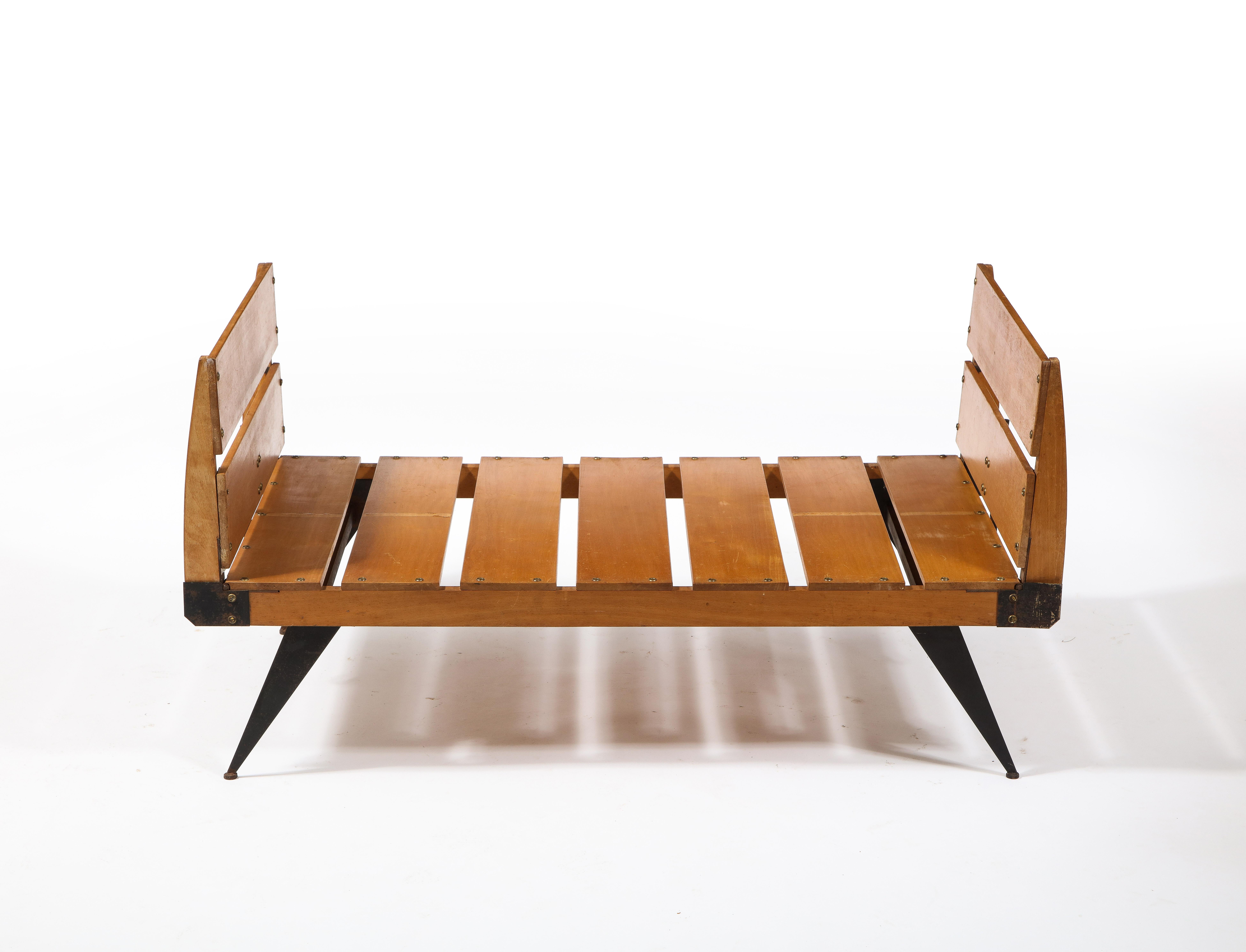 Metal & Wood Convertible Daybed, France 1950's In Good Condition For Sale In New York, NY