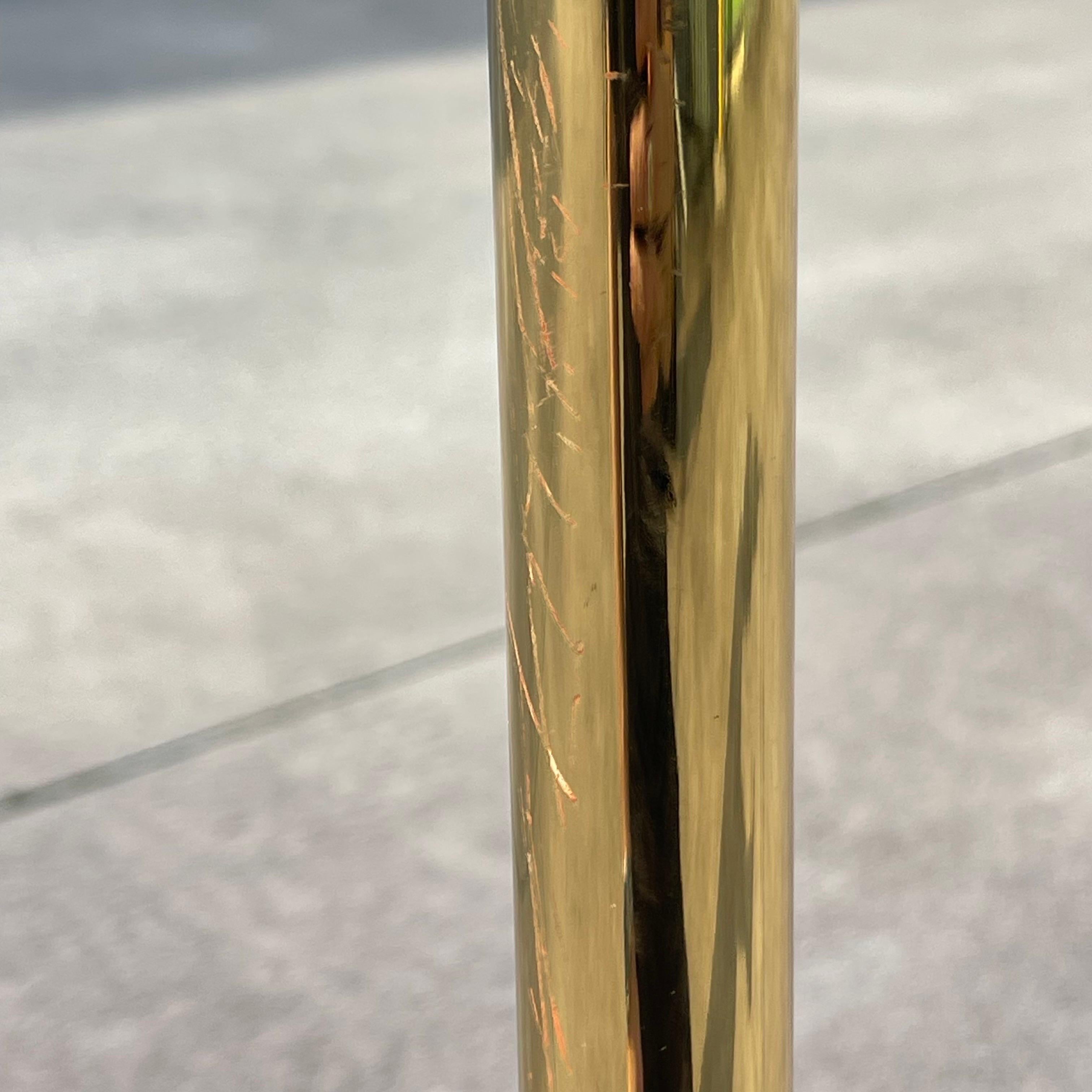 Metalarte para Hansen Lámpara de lectura de latón de altura regulable en venta 5