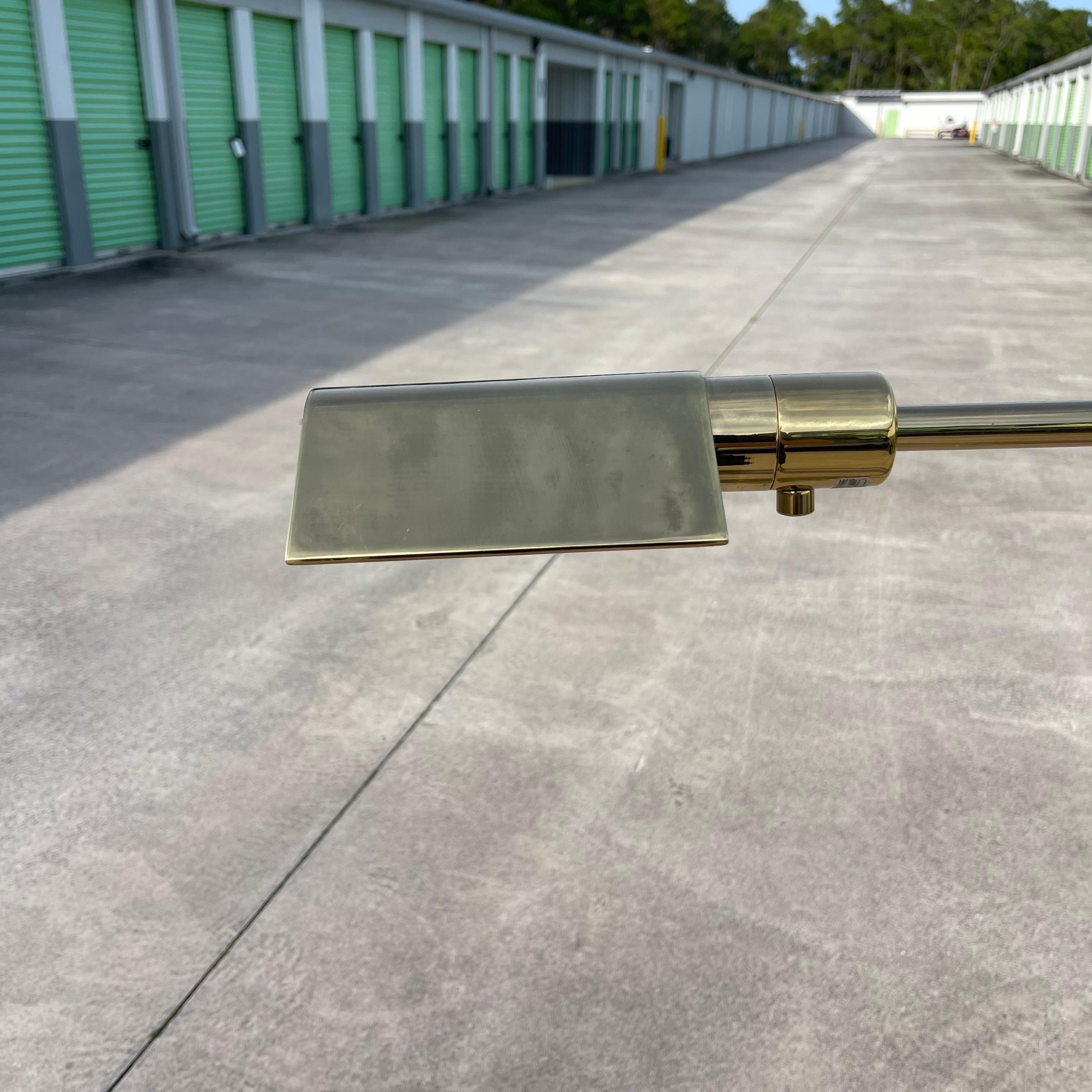 Metalarte para Hansen Lámpara de lectura de latón de altura regulable en Bueno estado para la venta en Jensen Beach, FL