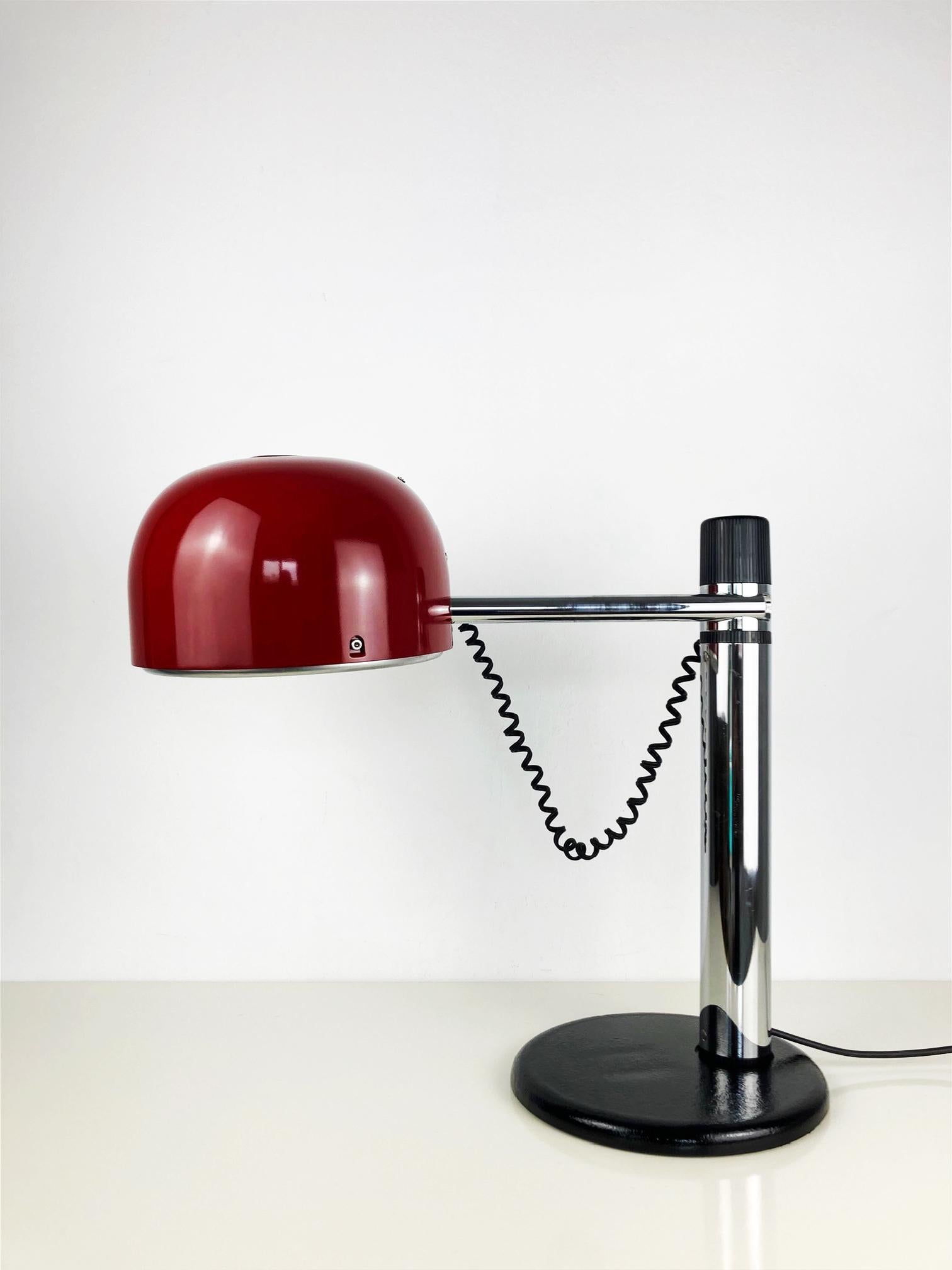 Mid-Century Modern Metalarte w/ adjustable arm and head by Enrique Franch: A 1970s Spanish Design For Sale