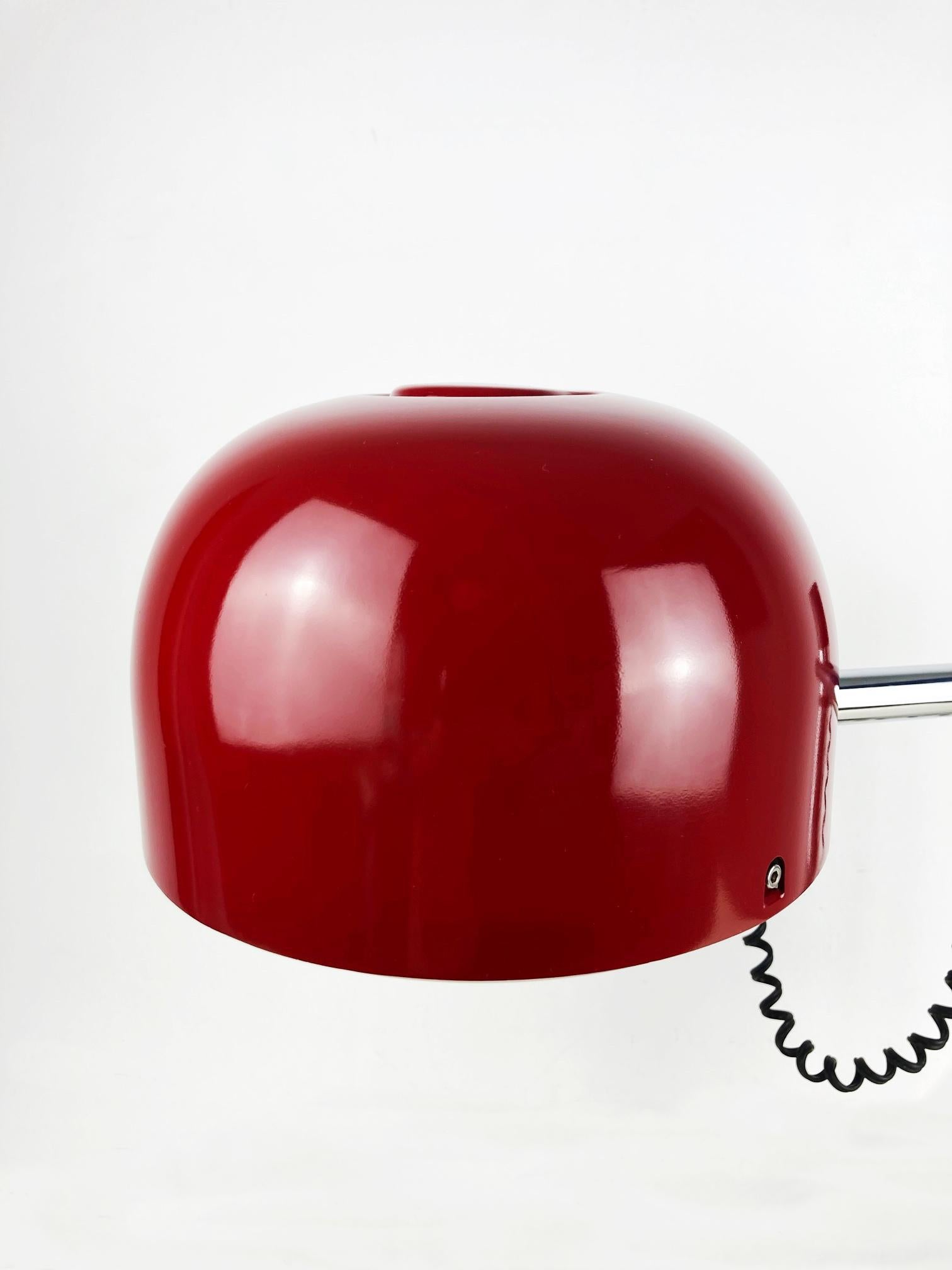 Metalarte w/ adjustable arm and head by Enrique Franch: A 1970s Spanish Design In Good Condition For Sale In BARCELONA, ES