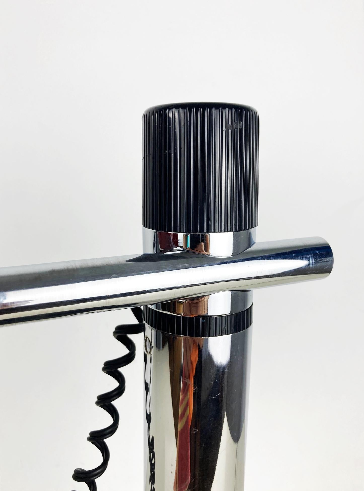Metalarte w/ adjustable arm and head by Enrique Franch: A 1970s Spanish Design For Sale 1