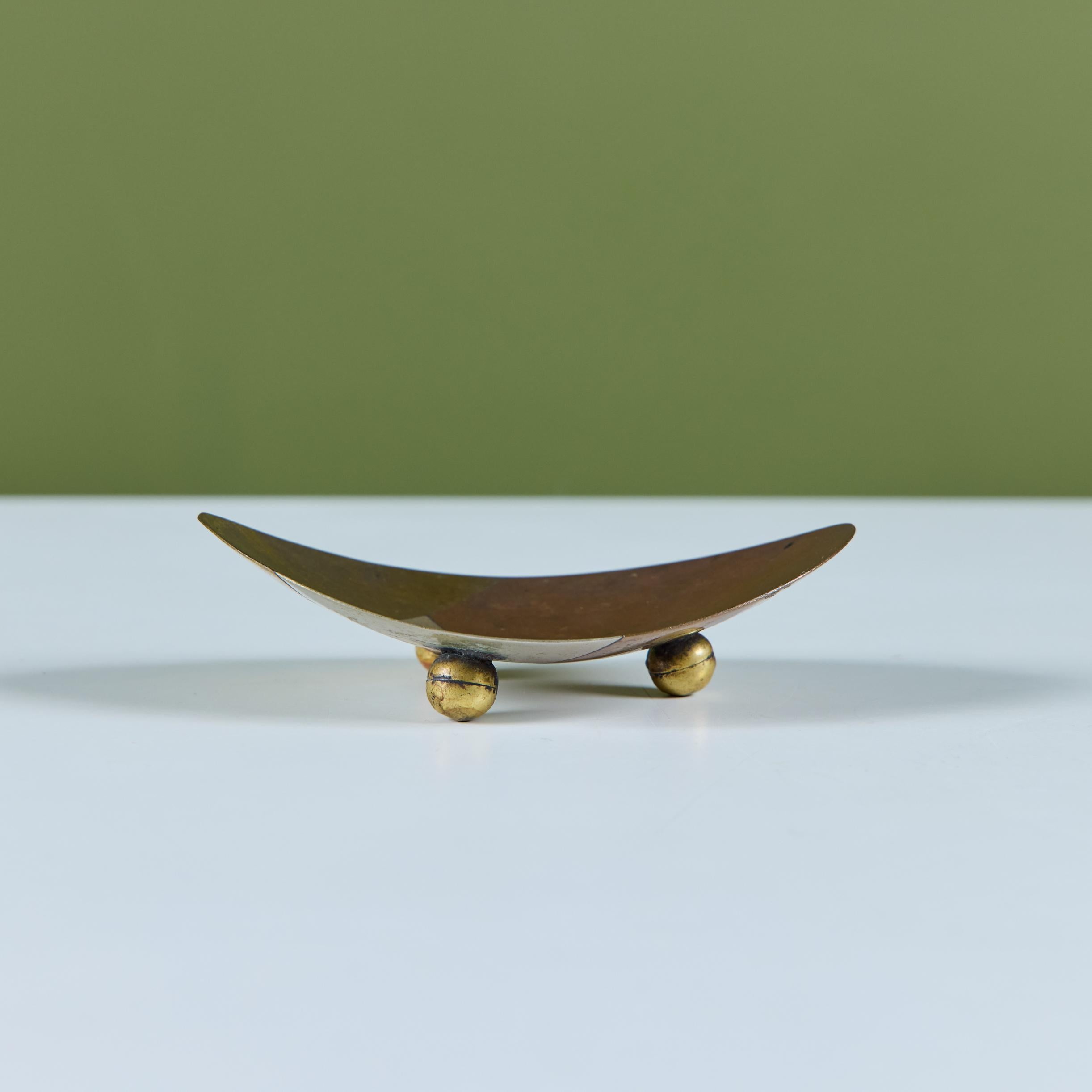 Mid-Century moderno Piatto messicano in ottone e rame Metales Casado in vendita