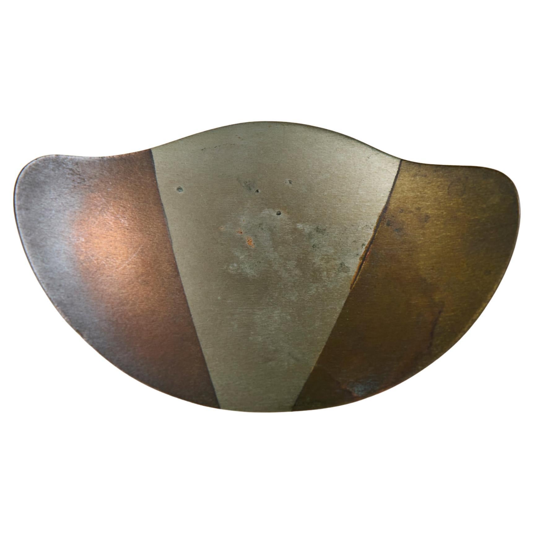 Mexikanische Casado-Schale aus Messing und Kupfer mit Wellenschliff aus Metallen