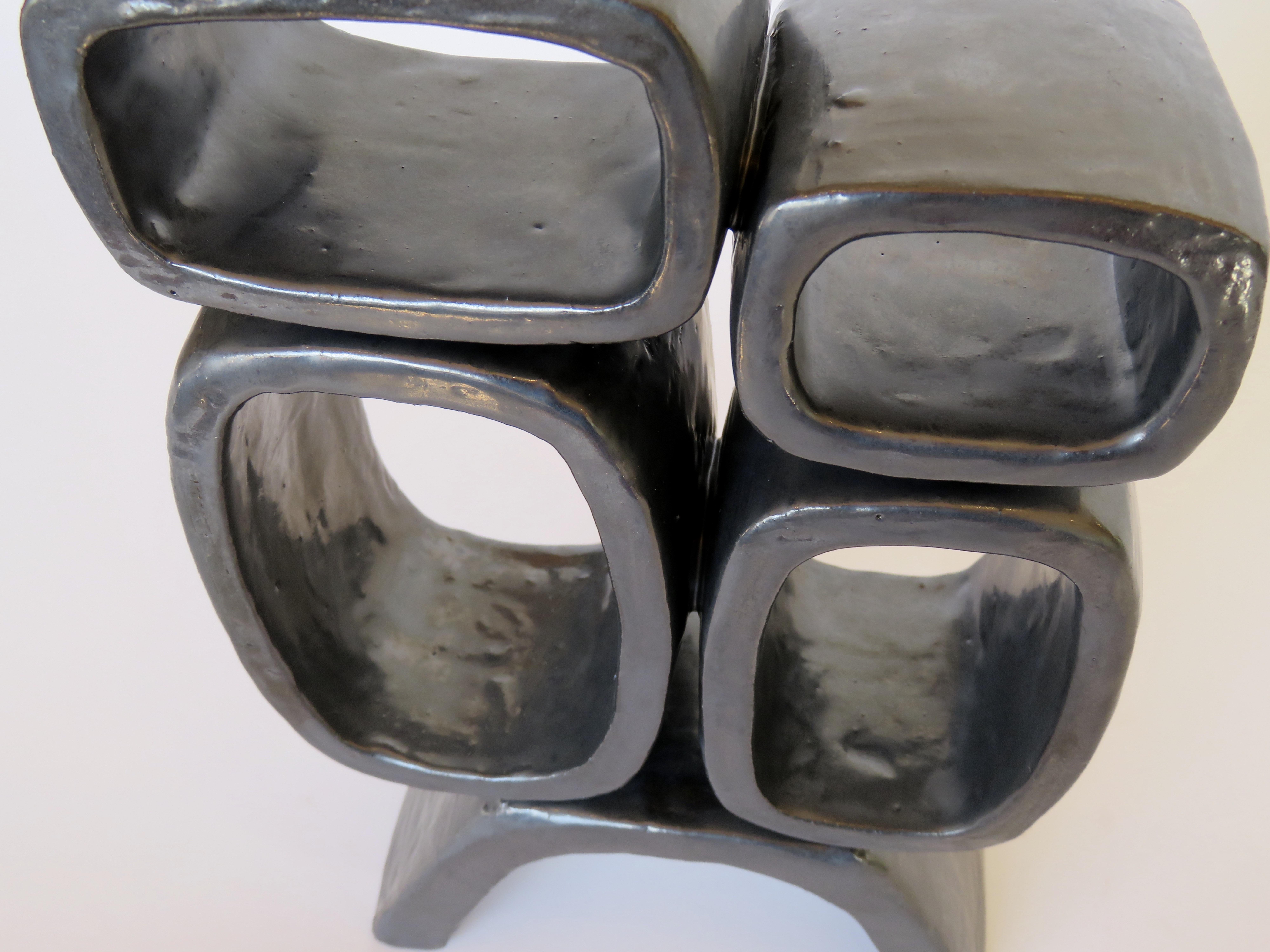 Metallic Black Hand-Built Ceramic Sculpture With 4 Rectangular Rings on Legs In New Condition In New York, NY