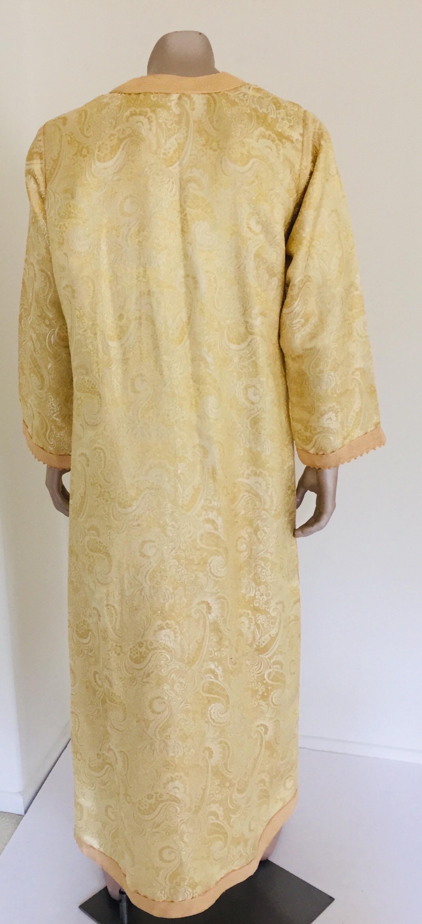 Moroccan Kaftan Gold and Silver Brocade 1970s Maxi Dress Caftan For Sale 5