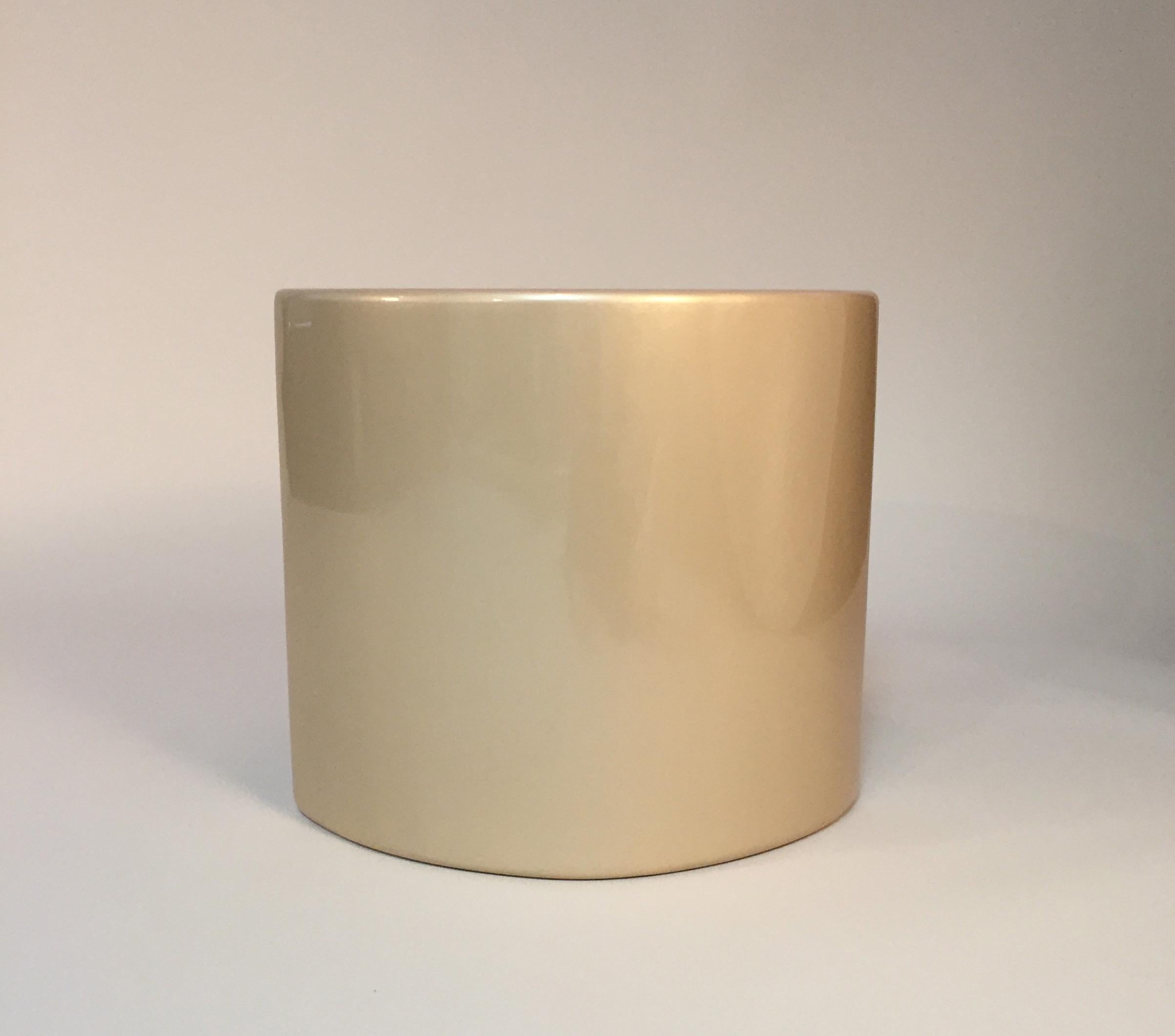 Lacquered Metallic Gold Gloss Lacquer Side Table Seat For Sale