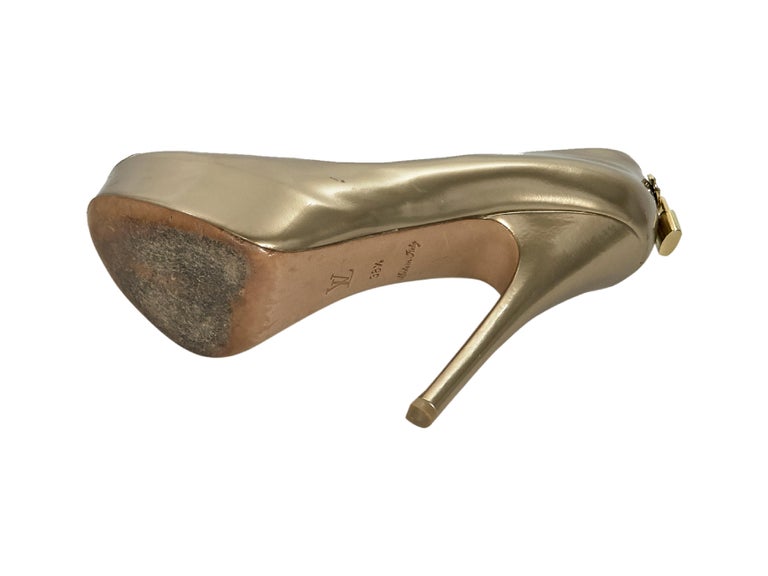 Metallic Gold Louis Vuitton Leather Platform Pumps at 1stDibs
