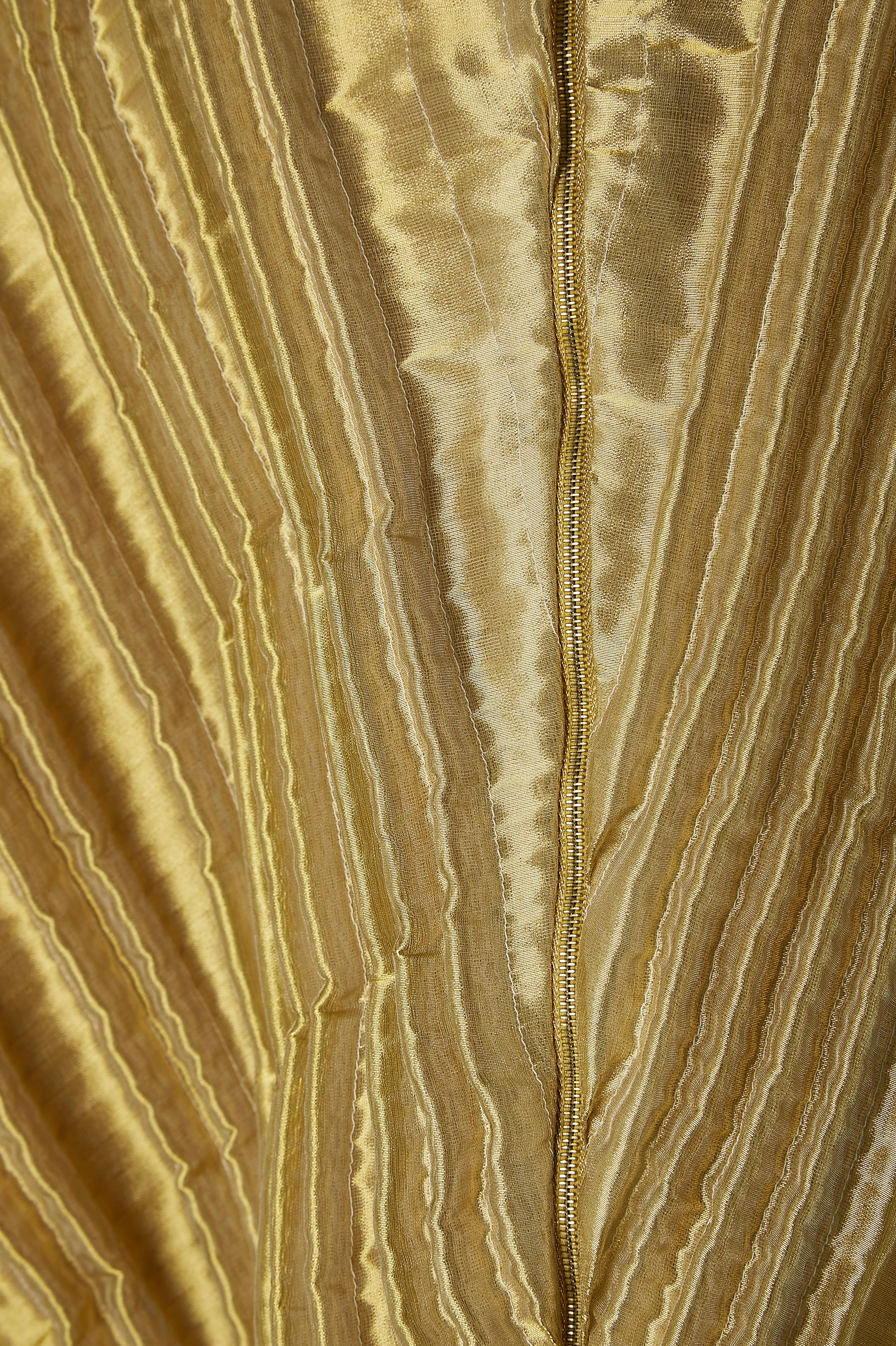 Metallic-Gold plissierte Jacke mit Reißverschluss in der Mitte der Vorderseite Paco Rabanne  für Damen oder Herren im Angebot