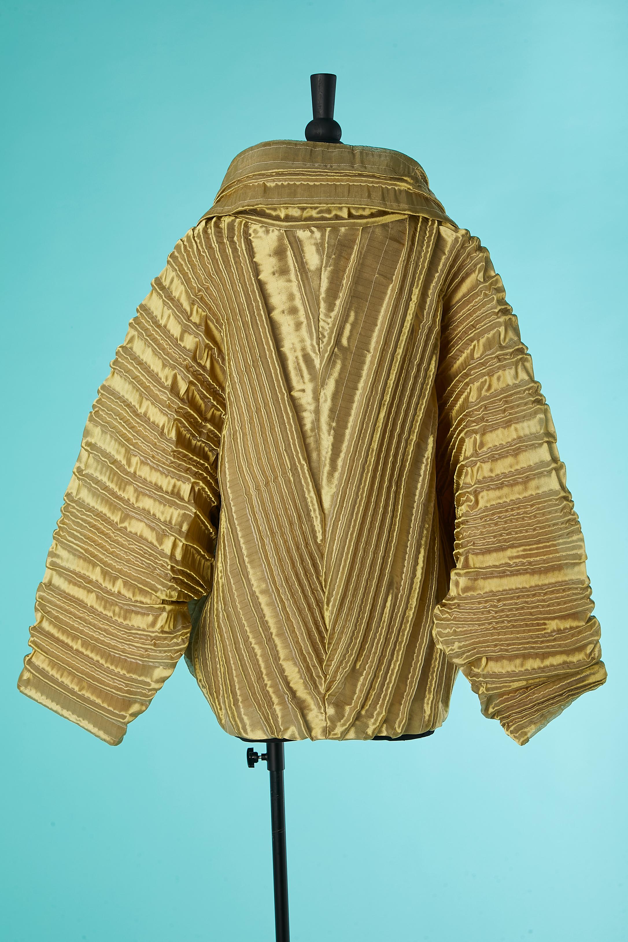 Metallic gold pleated jacket with zip closure in the middle front Paco Rabanne  For Sale 3