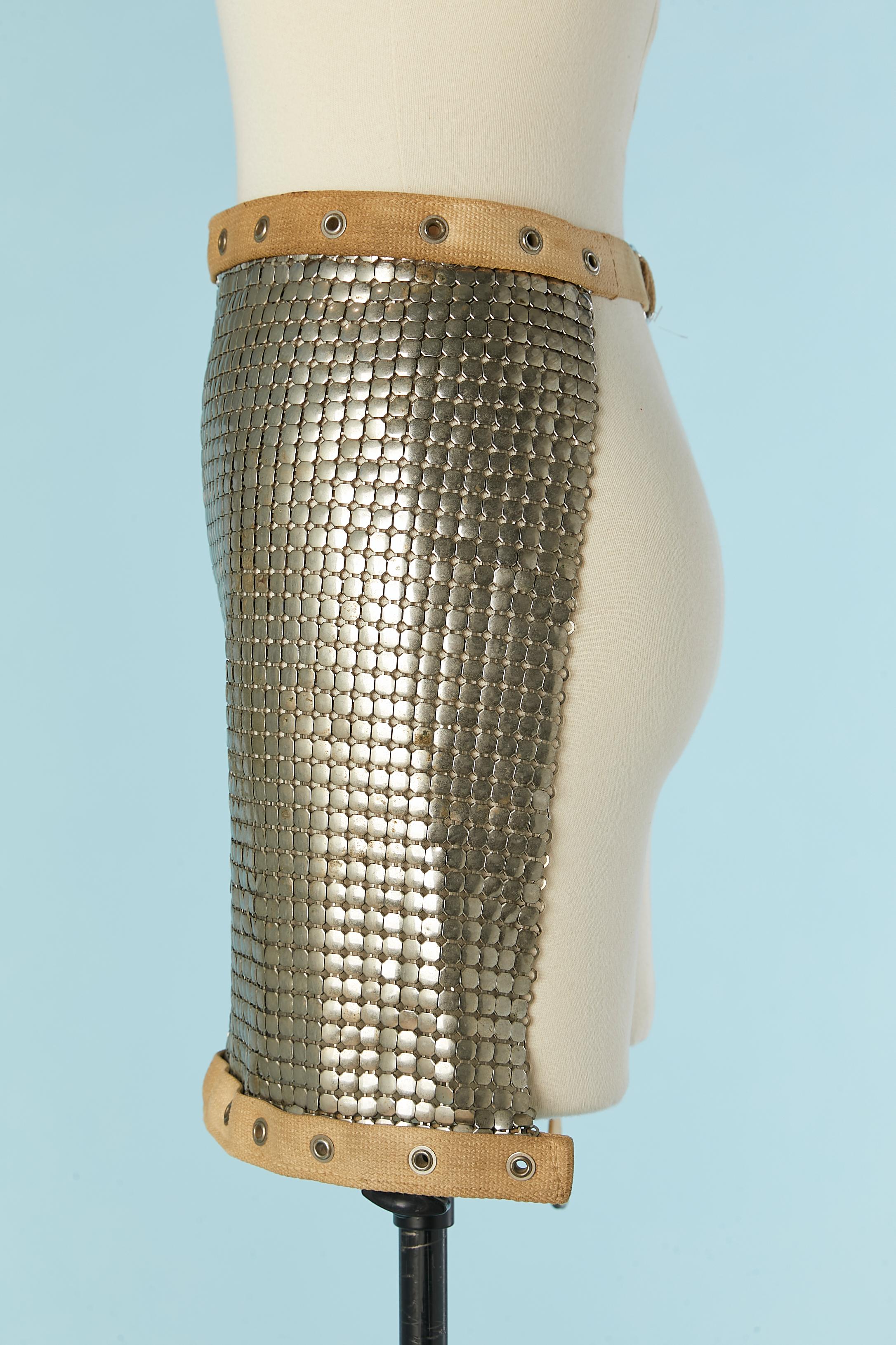 Brown Metallic mesh worker apron with cotton belt and edge with eyelet on the bottom For Sale