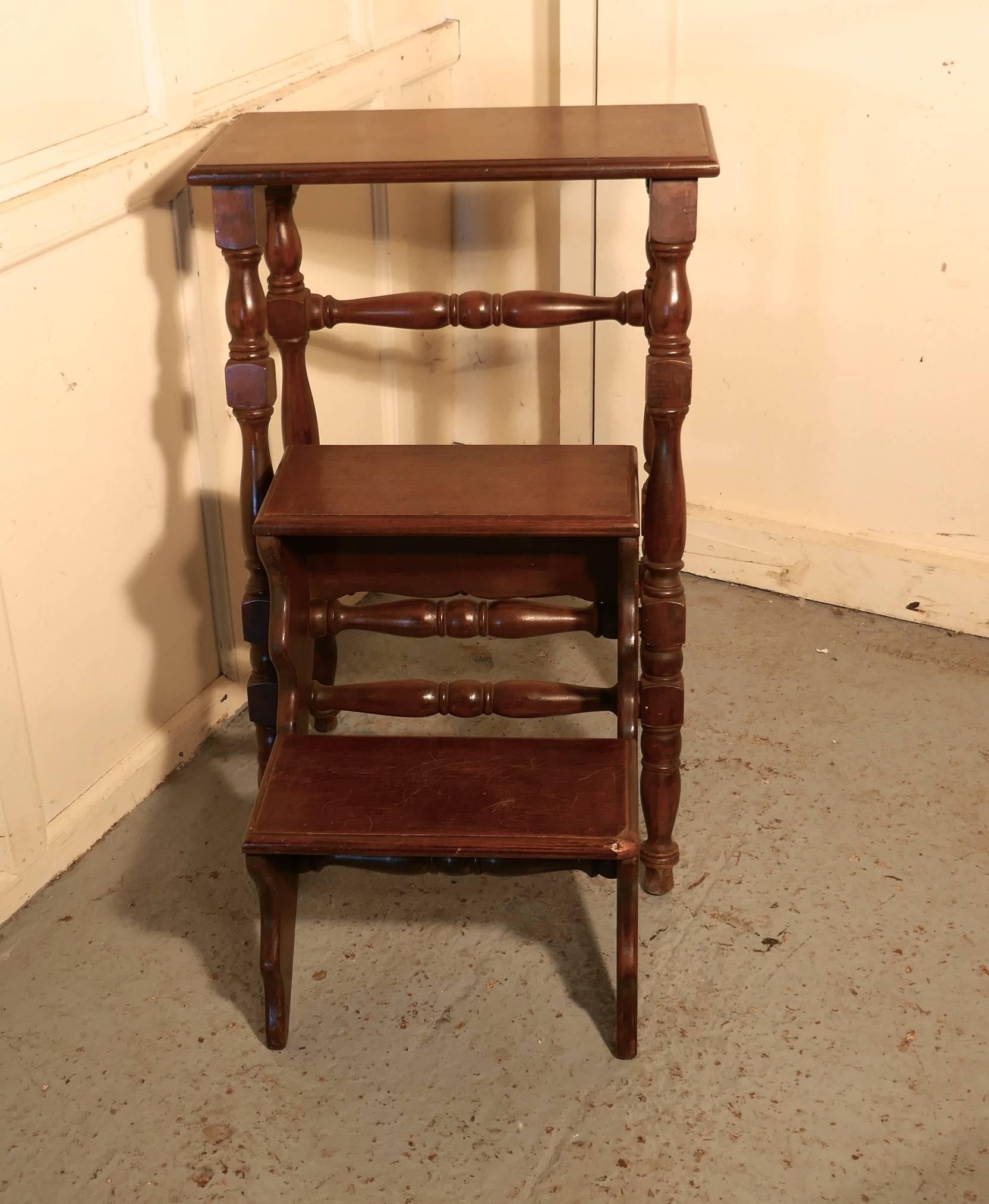Metamorphic Kitchen or Library Step Stool In Good Condition In Godshill, Isle of Wight