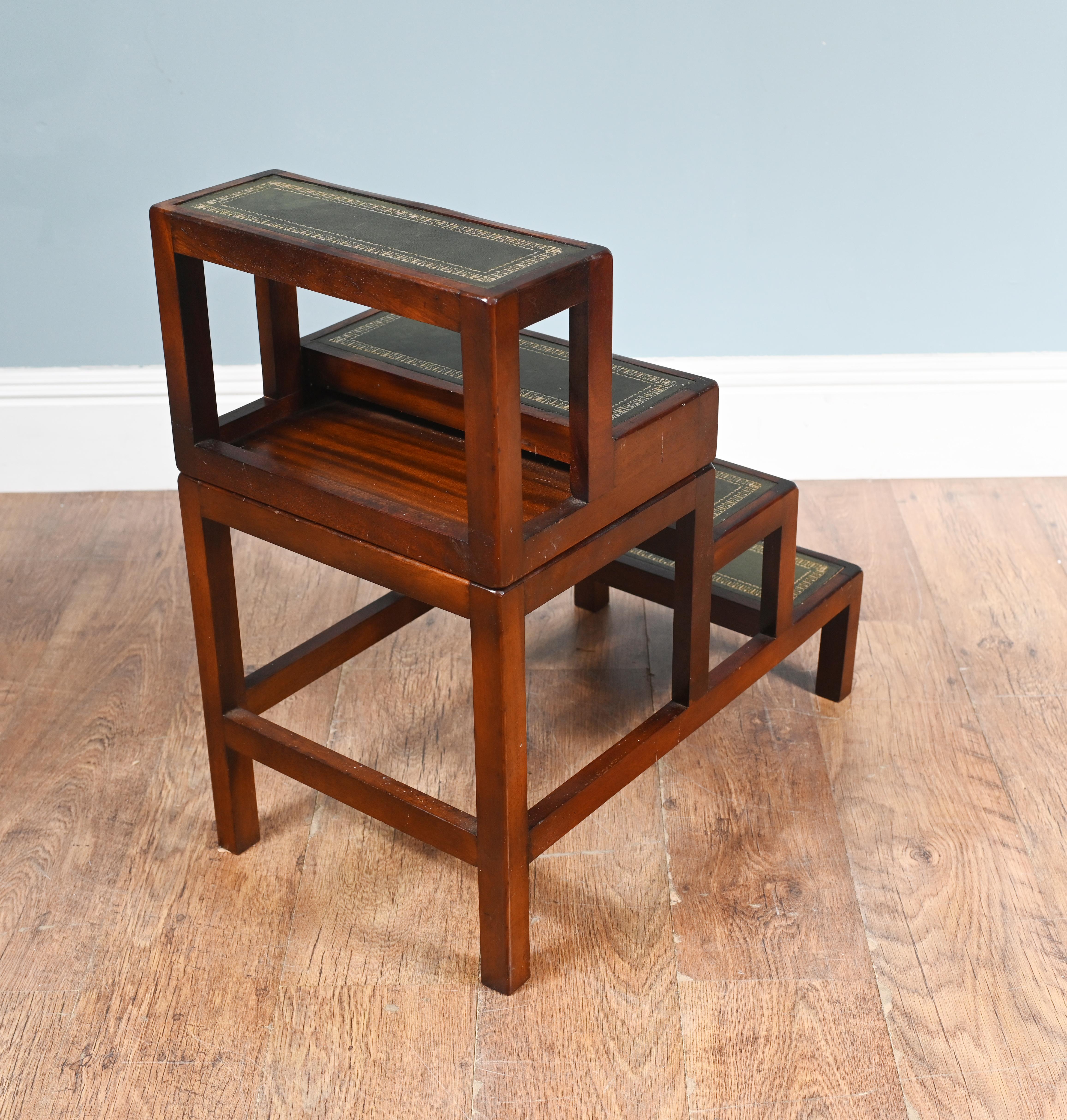 Metamorphic Ladder Table Set Mahagoni Bibliothek Schritte im Angebot 3