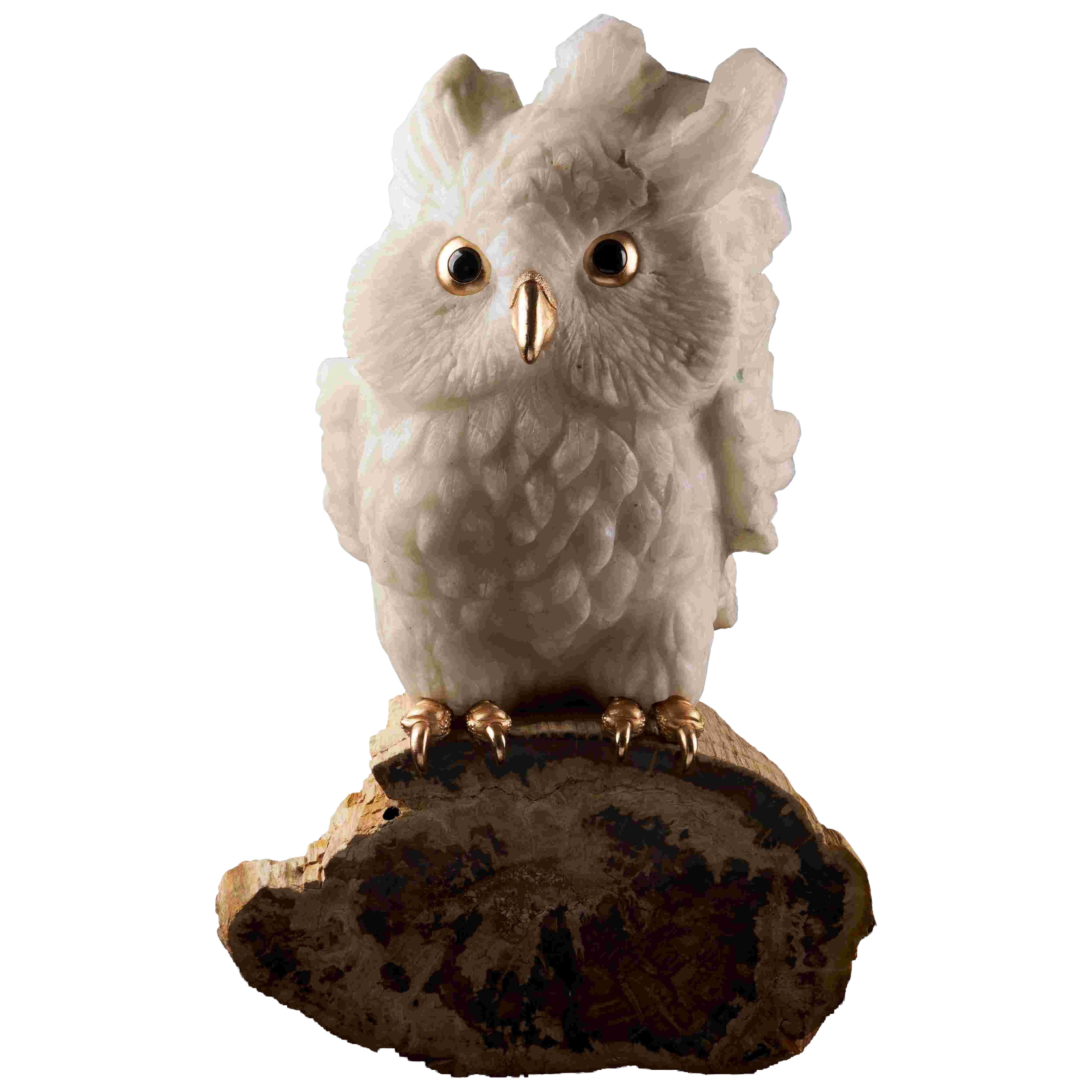 Gufo Metamorfosi Scultura in cristallo di quarzo su legno pietrificato e oro Vermeil