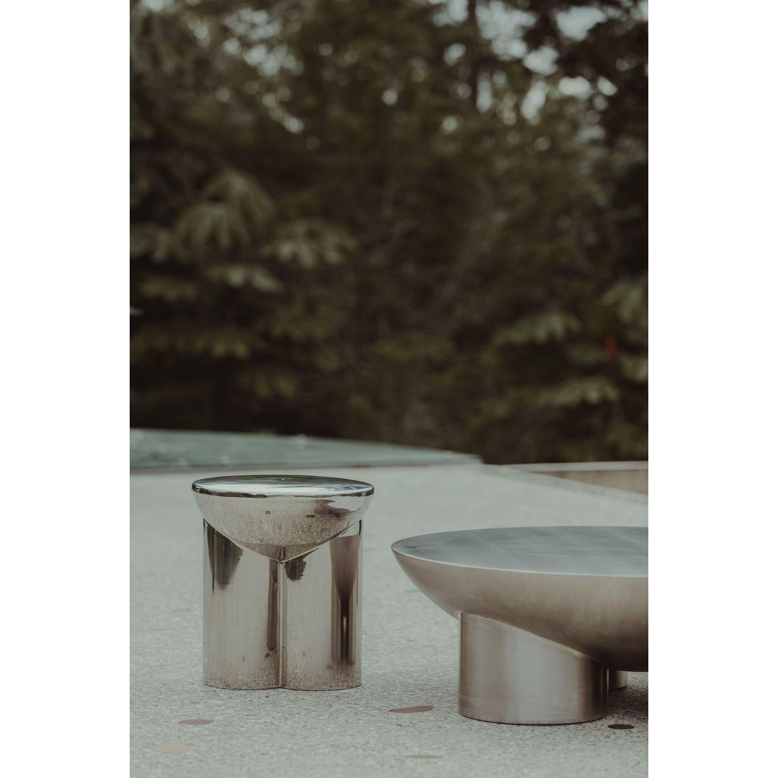 Sgabello Metate in acciaio inox di David Steele In condizioni Nuovo in vendita a Geneve, CH
