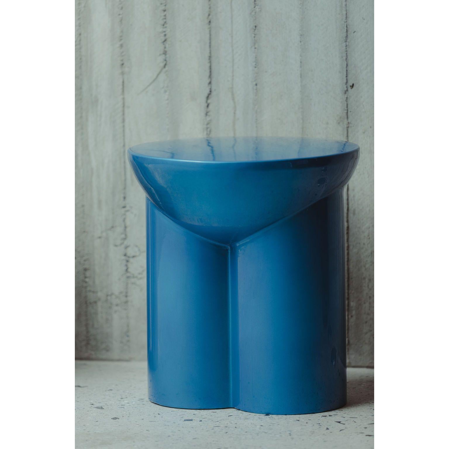 Metate Translucent Blue Steel Stool by David Del Valle
Dimensions: D 40 x W 40 x H 40 cm.
Materials: Steel.

DAVID VALLE
We are a place, a space, a woven chair, the dreams of a craftsman, the pride of a worker, we are a way of thinking, we are