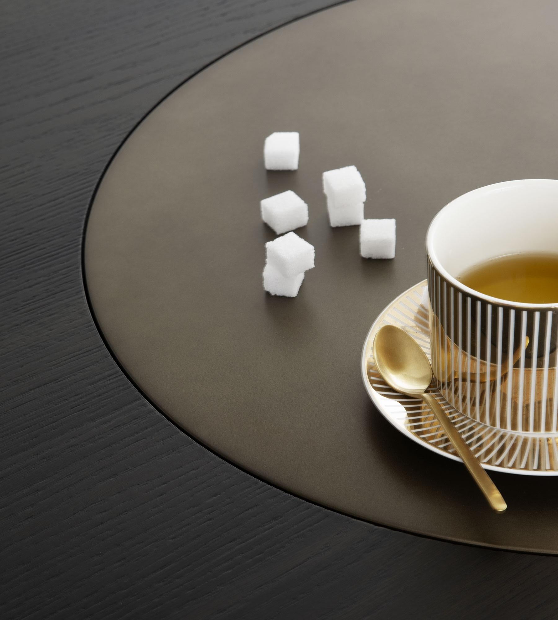 Métal Table de salle à manger Metaverso Laguna en chêne avec Lazy Susan par Morica Design en vente