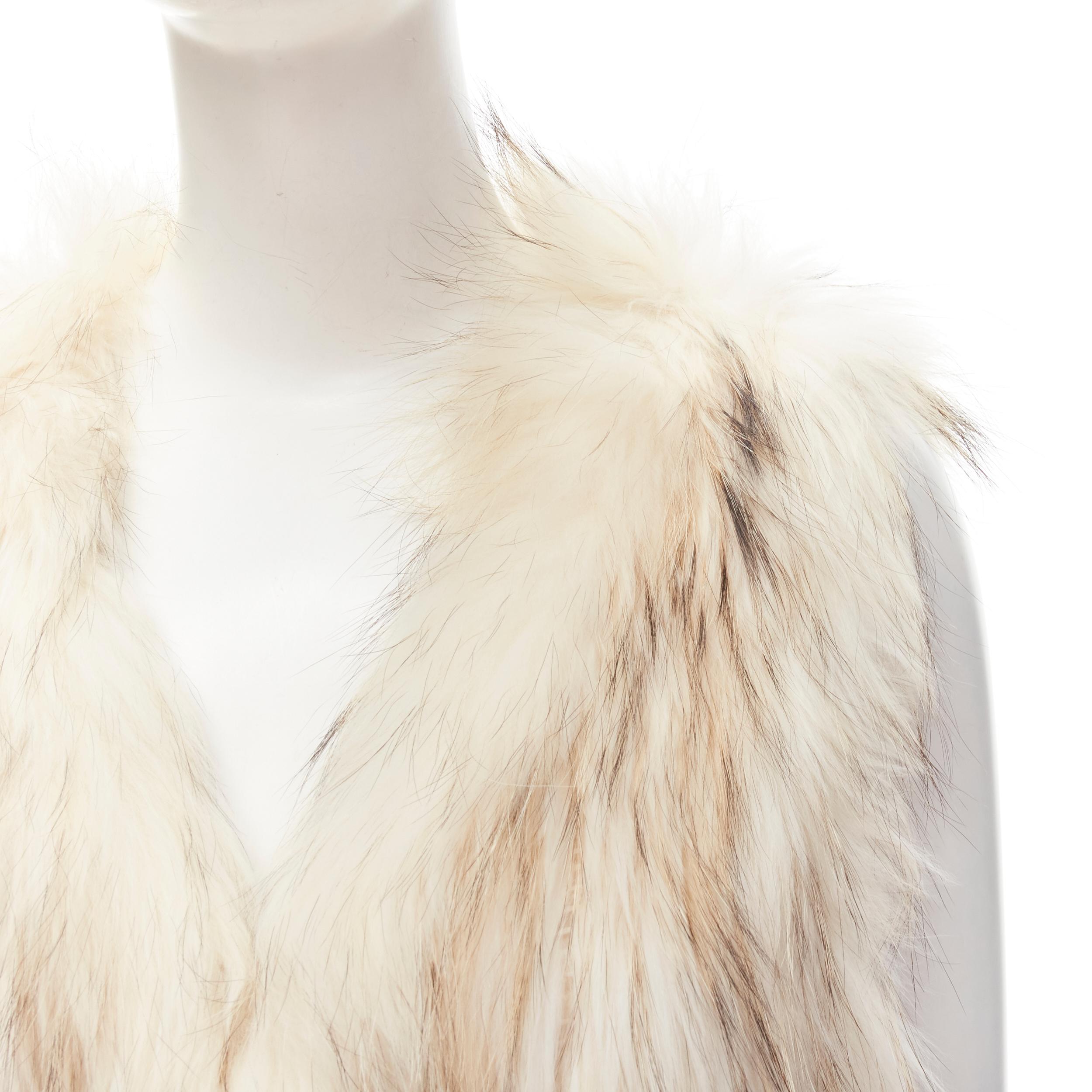 METEO YVES SALOMON cream raccoon fur vest jacket IT36 XS
Brand: Mateo Yves Salomon
Extra Detail: Racoon fur dyed in cream brown.

CONDITION:
Condition: Excellent, this item was pre-owned and is in excellent condition. 

SIZING:
Designer Size: IT