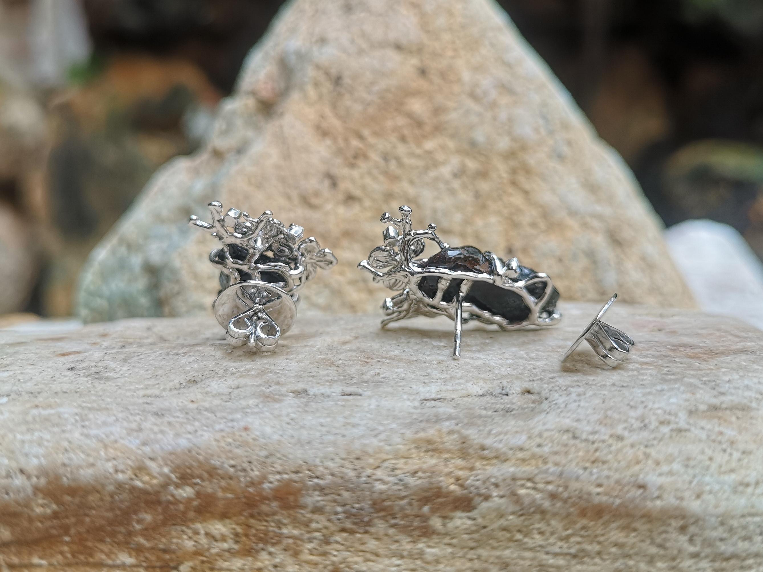 Boucles d'oreilles Meteorite avec diamants sertis en or blanc 18 carats Pour femmes en vente