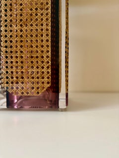 Lampe et grille en méthacrylate par Romeo Rega