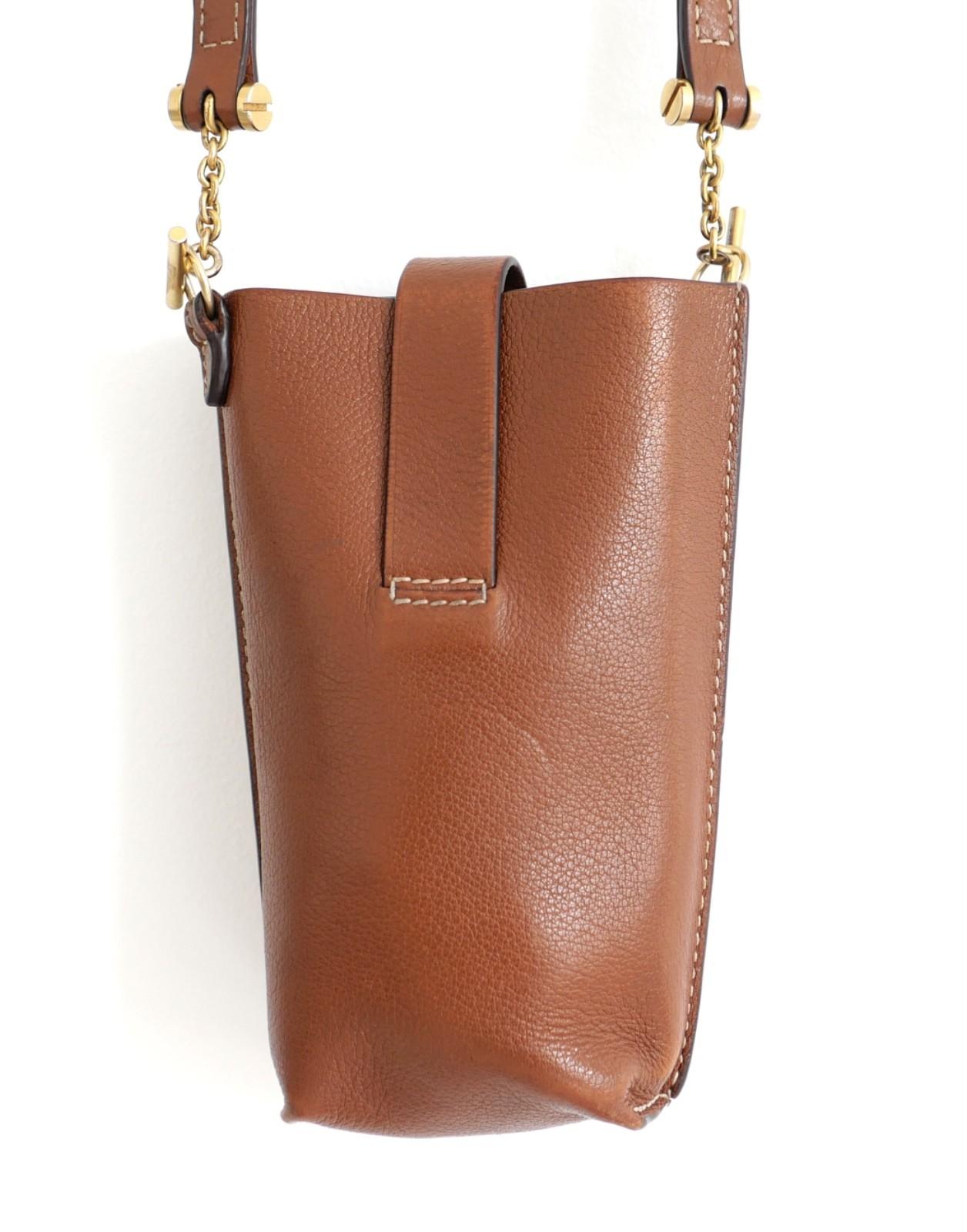 Metier Minimalist Crossbody Pouch Bag Brown Leather Excellent état - En vente à London, GB