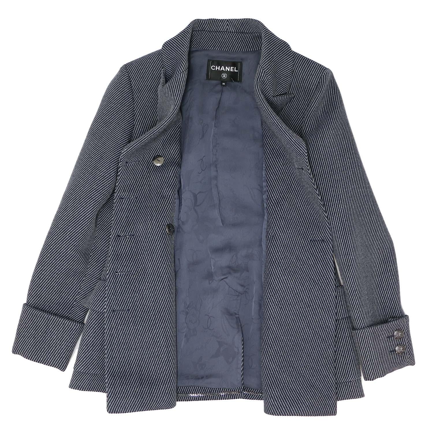 Métiers d'art Paris-Hamburg 2018 Chanel Erbsenmantel im Angebot 1